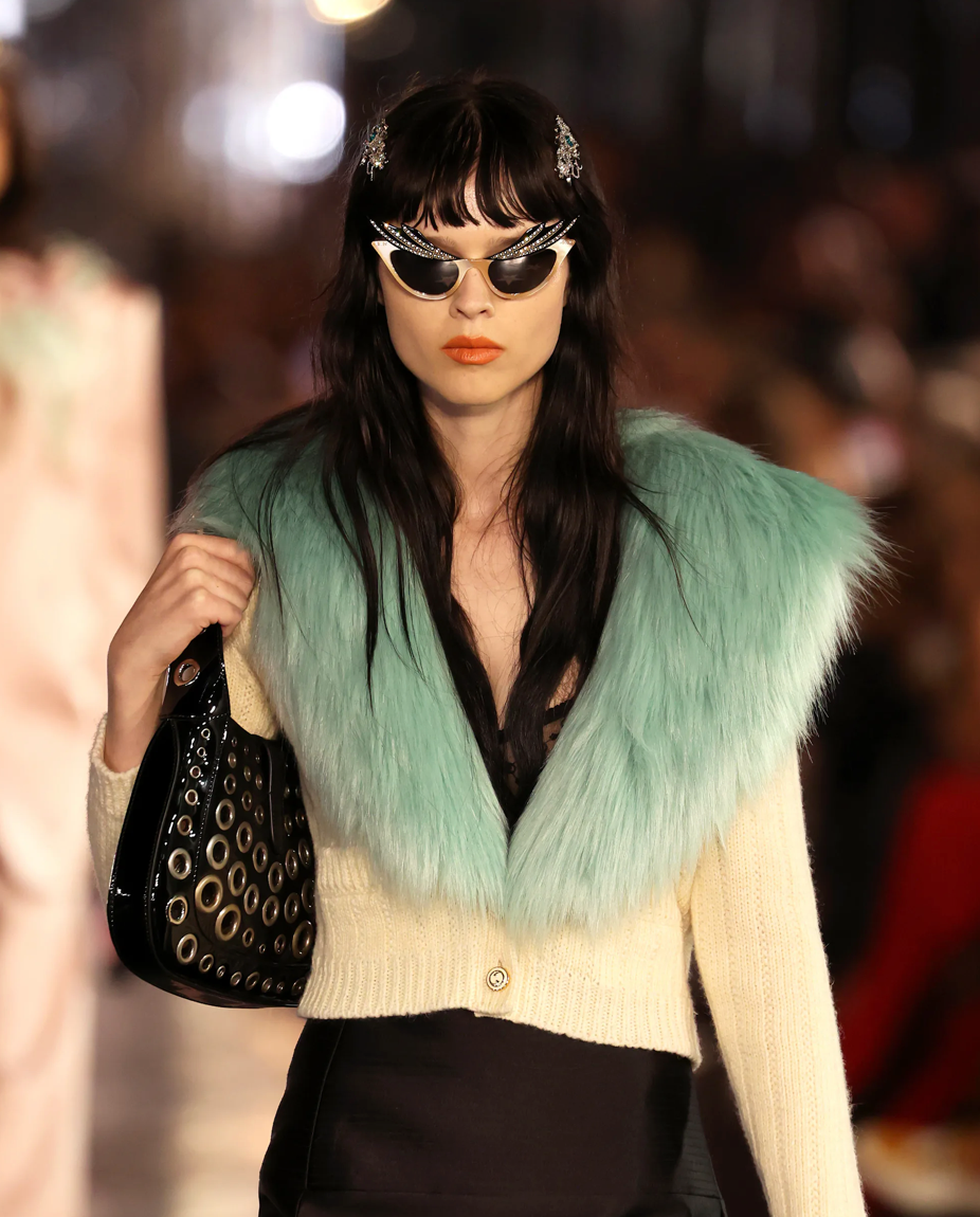 GUCCI- NIB 2022 Cat Eye Sunglasses – MARTINI CONSIGNMENT GUCCI- NIB 2022 Cat Eye Sunglasses – MARTINI CONSIGNMENT