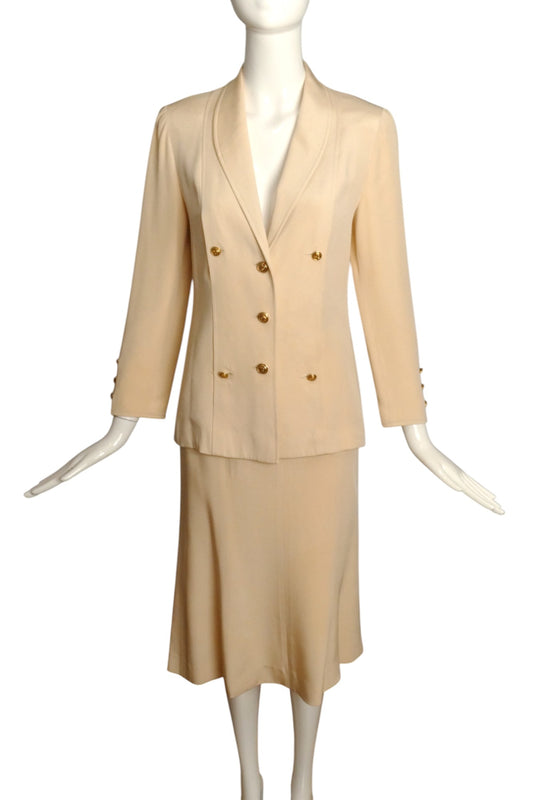 CHANEL BOUTIQUE-AS IS  1980s Ivory Wool Skirt Suit, Size 6