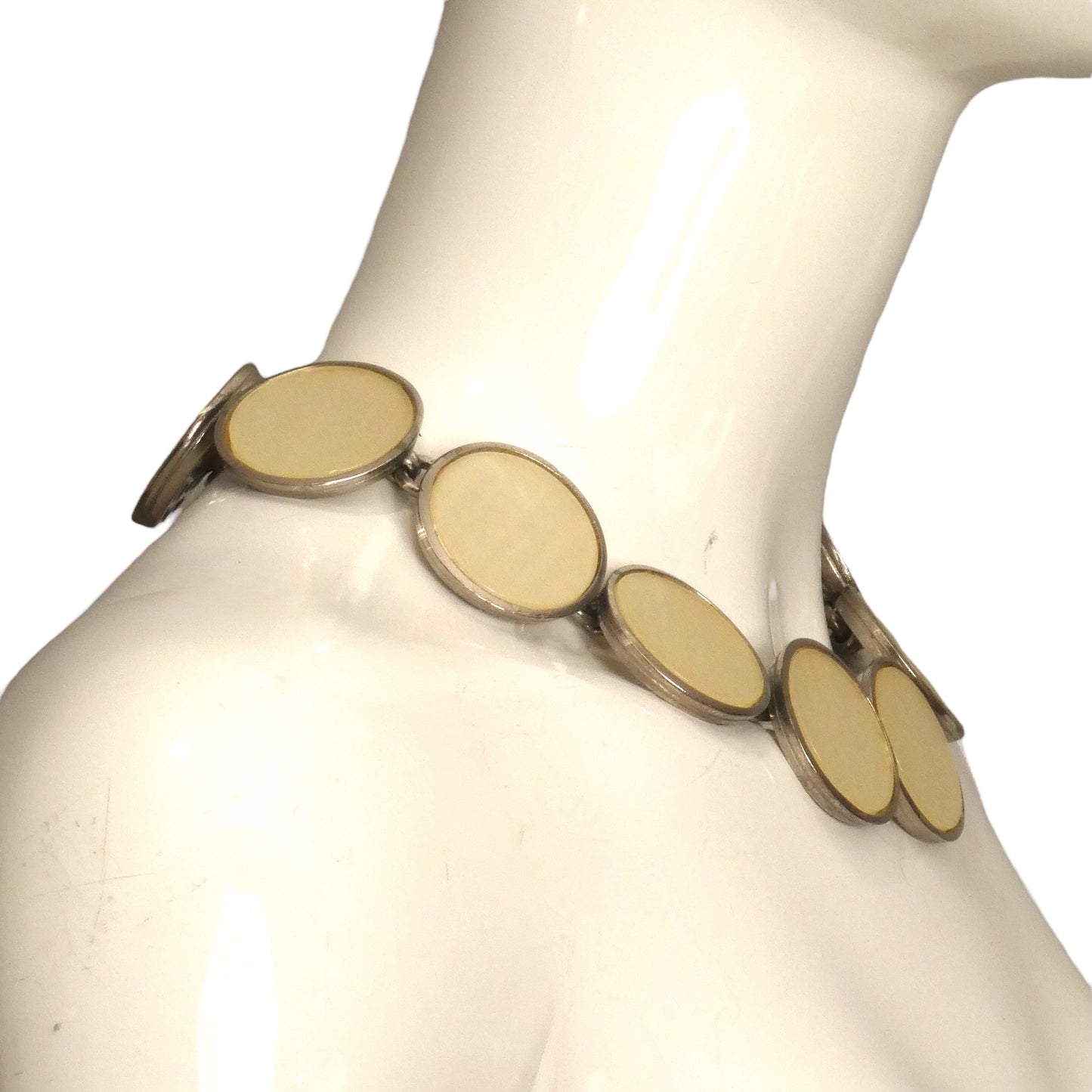 YVES SAINT LAURENT- 1983 Lucite & Silver Plastic Disc Necklace