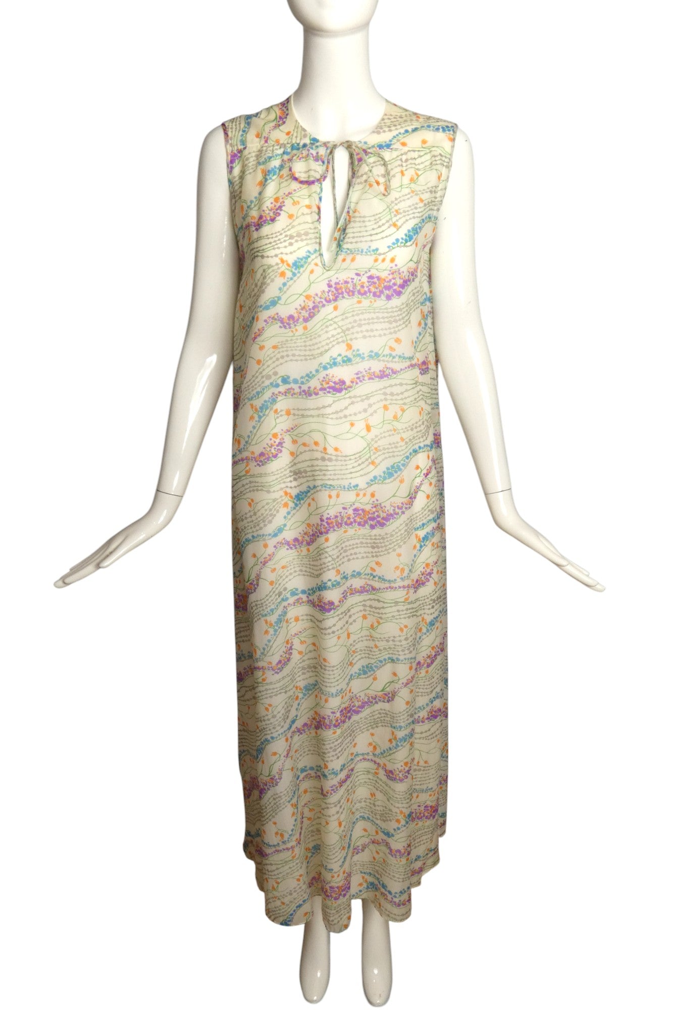 ODETTE BARSA- 1960s 2pc Floral Nylon Pegnoir, Size 6