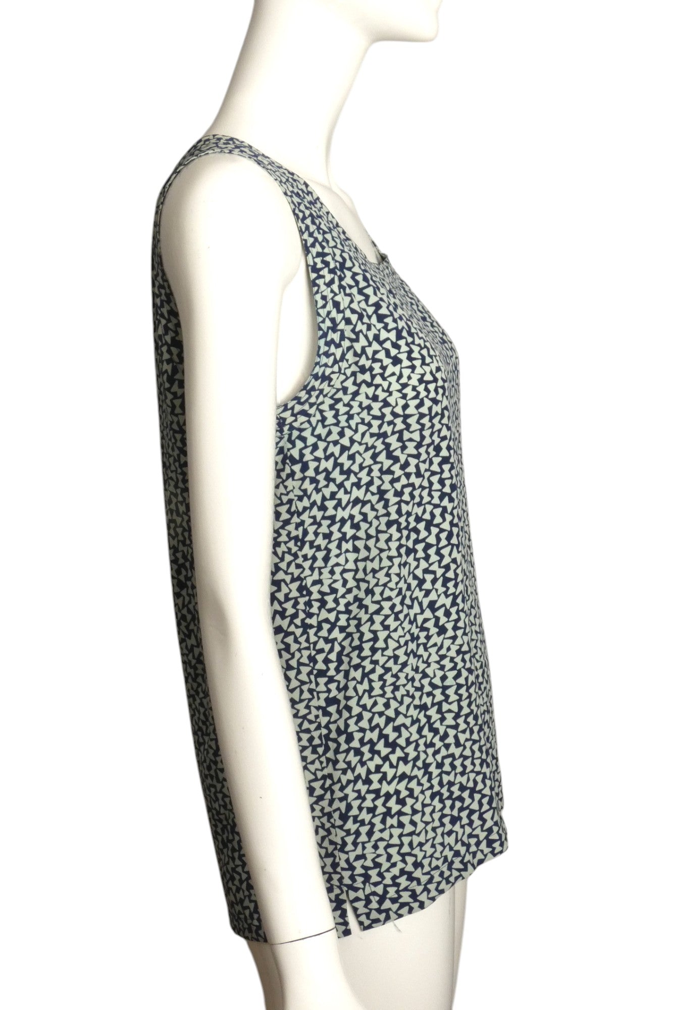 CHANEL BOUTIQUE- 1980s Printed Silk Shell, Size 4
