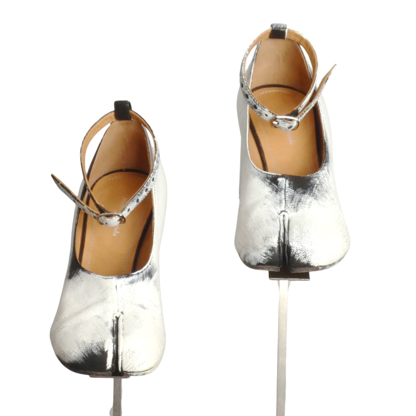 MAISON MARGIELA- 2020 Distressed Tabi Bianchetto Heels, Size 37
