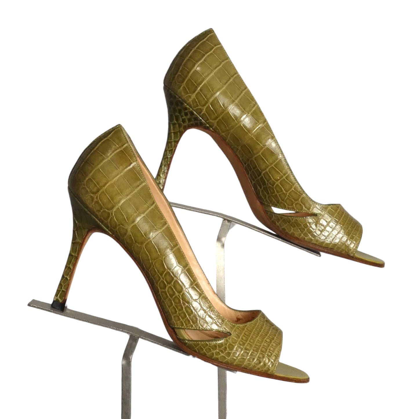 MANOLO BLAHNIK- Green Alligator Pumps, Size 36.5