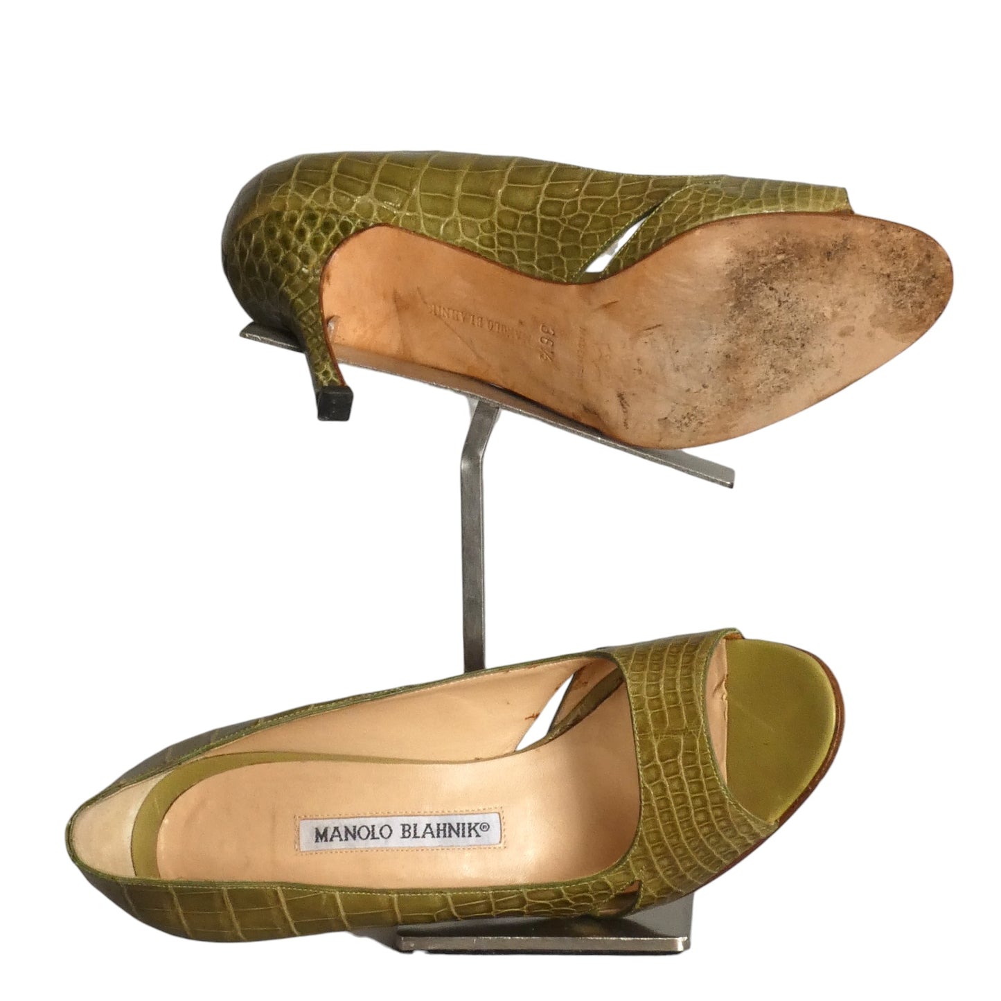 MANOLO BLAHNIK- Green Alligator Pumps, Size 36.5