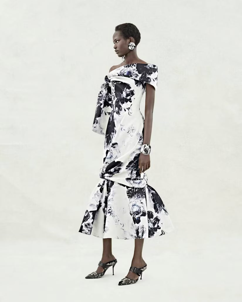 ワンピース alexander mcqueen DAY DRESS CHIAROSCURO RECYCLED POLY Chiaroscuro Day Dress | ALEXANDER MCQUEEN | elysewalker