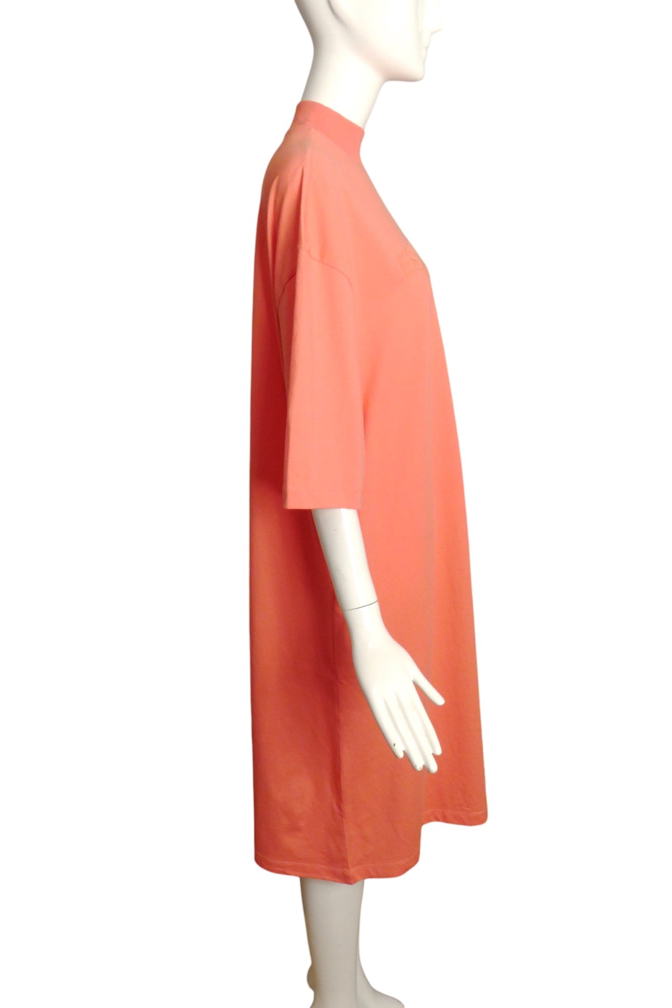 ESSENTIALS- NWT Peach Knit T-Shirt Tunic, Size Small