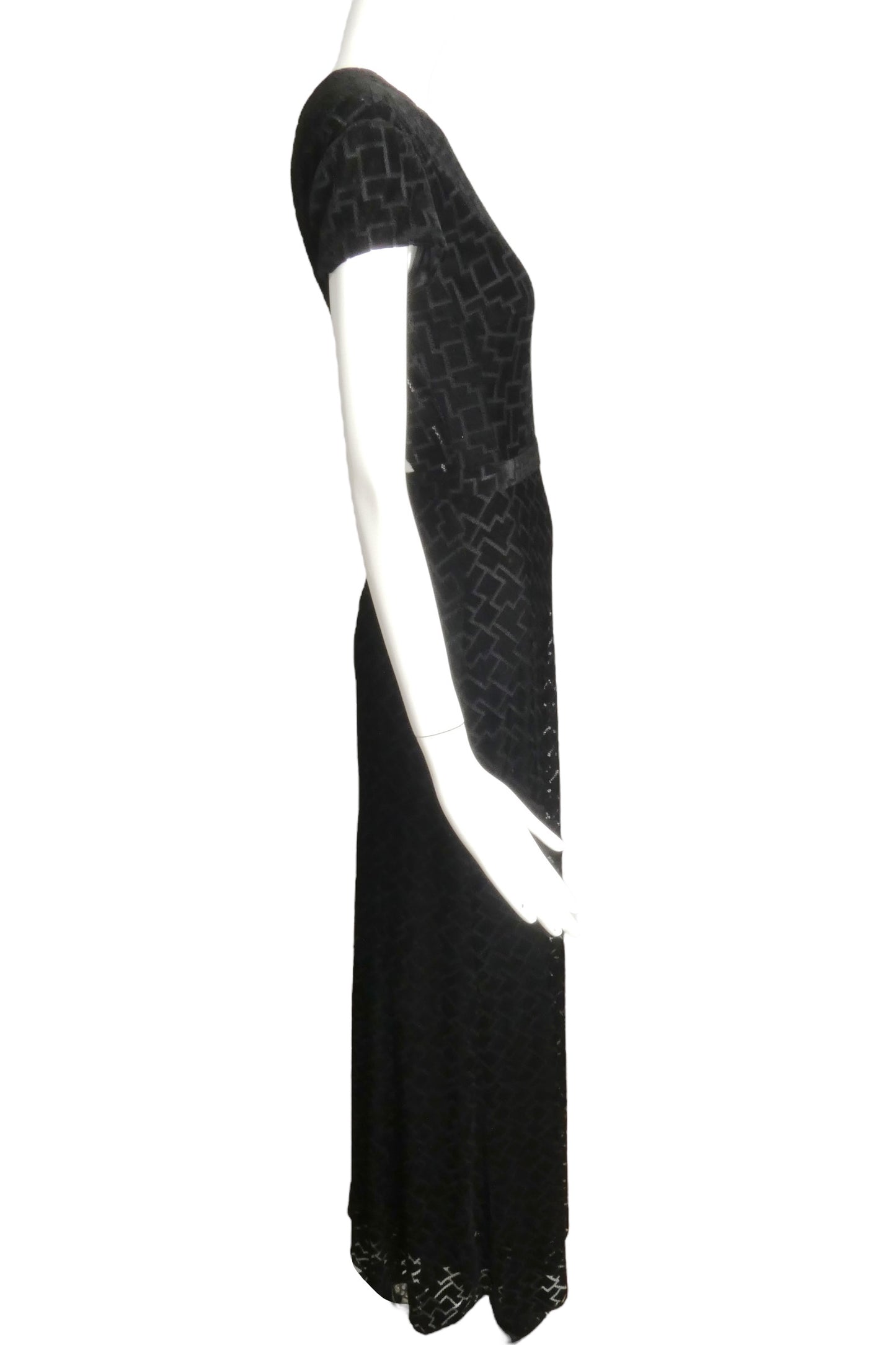 ISSA- NWT 2012 Black Velvet Knit Gown, Size 2