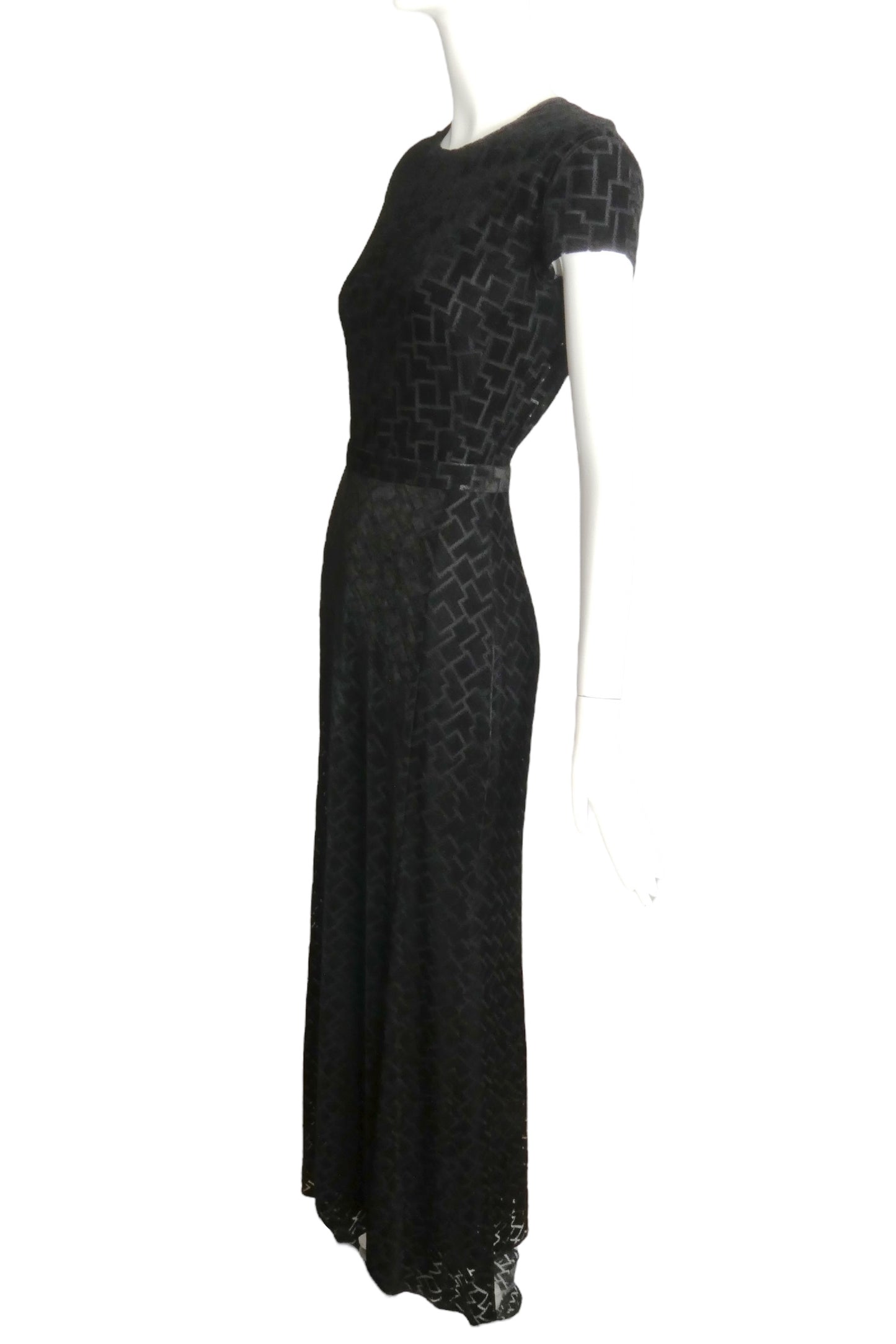 ISSA- NWT 2012 Black Velvet Knit Gown, Size 2
