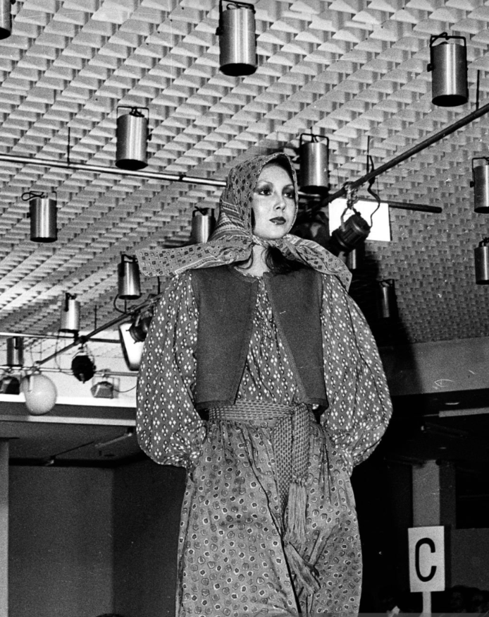 YVES SAINT LAURENT- 1976 Printed Wool Blouse, Size 6