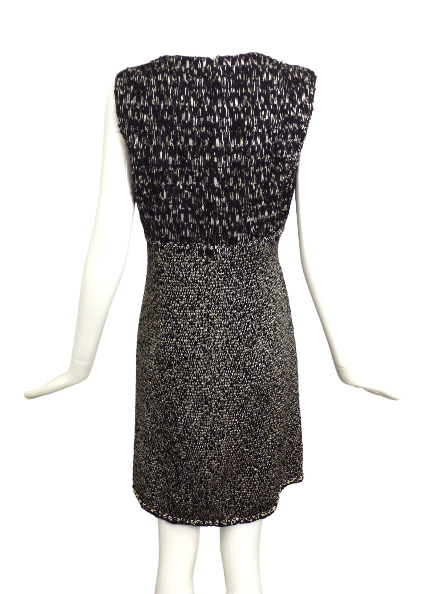 CHANEL-Black & White Wool Shift Dress, Size-12