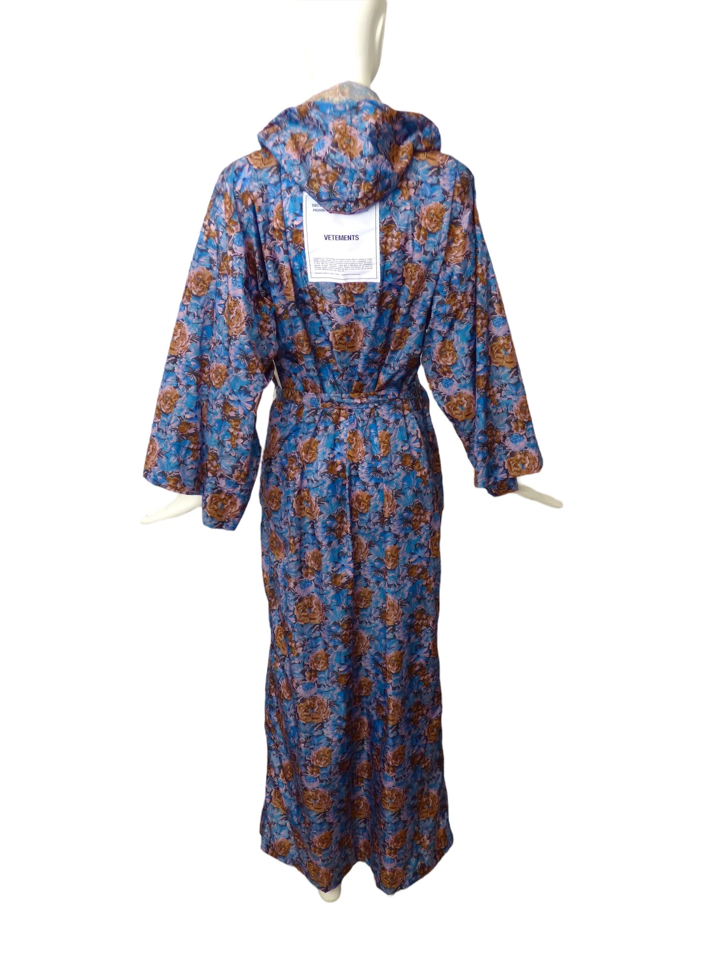VETEMENTS- NWT 2019 Floral Printed Kimono Raincoat, One Size