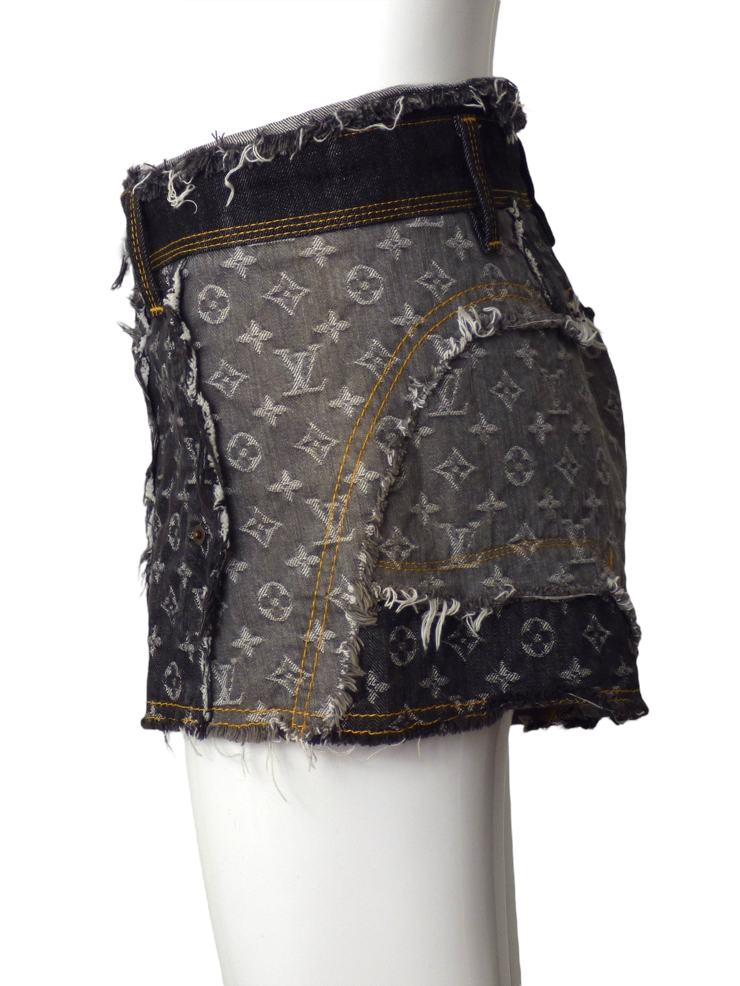 LOUIS VUITTON- 2007 Logo Print Denim Short Shorts, Size 12