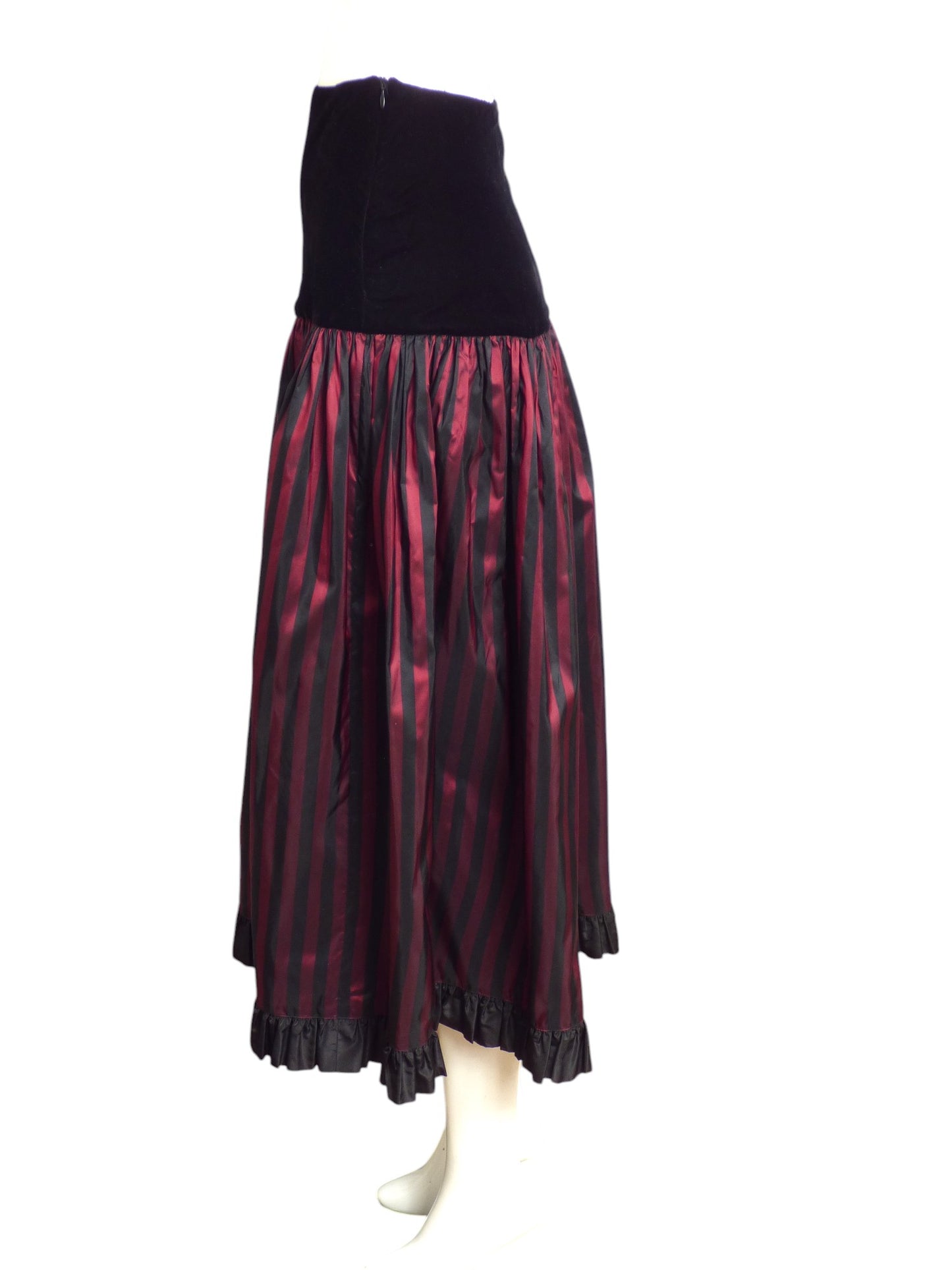 YVES SAINT LAURENT- 1980s Silk Taffeta & Velvet Skirt, Size 6