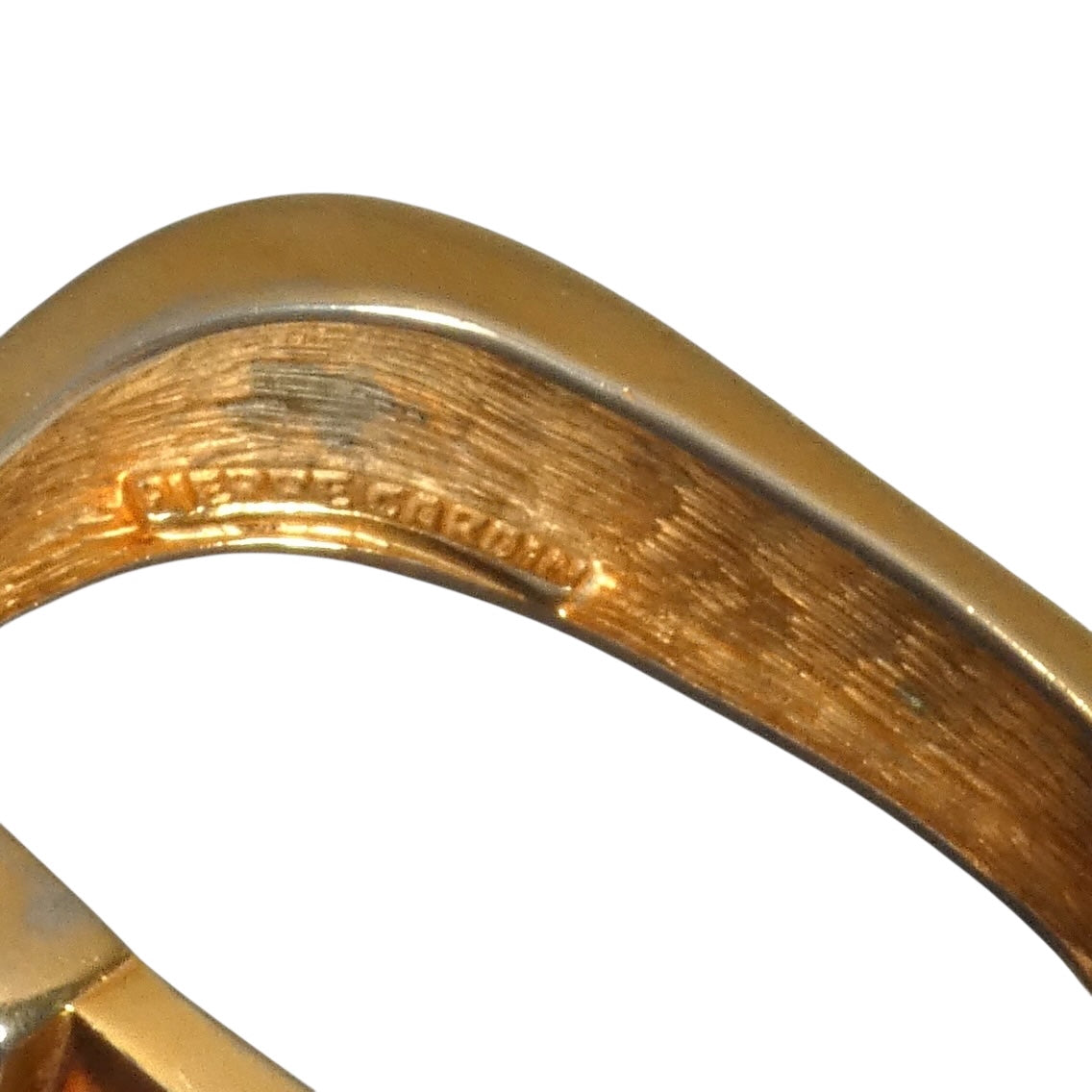 PIERRE CARDIN-1990s Gold Metal Clamper Bracelet