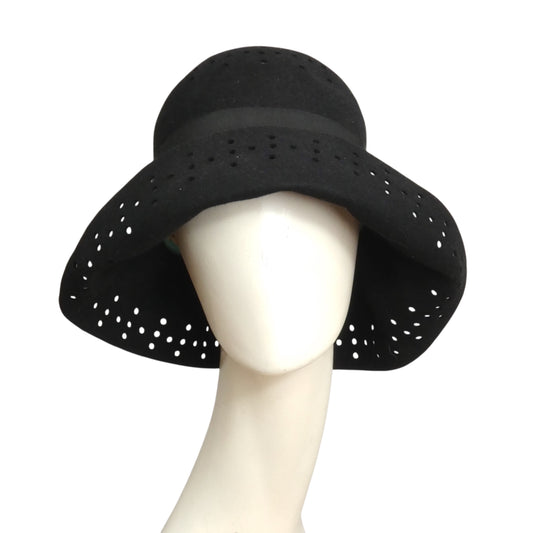 YVES SAINT LAURENT- 1970s Black Cutwork Wool Felt Hat