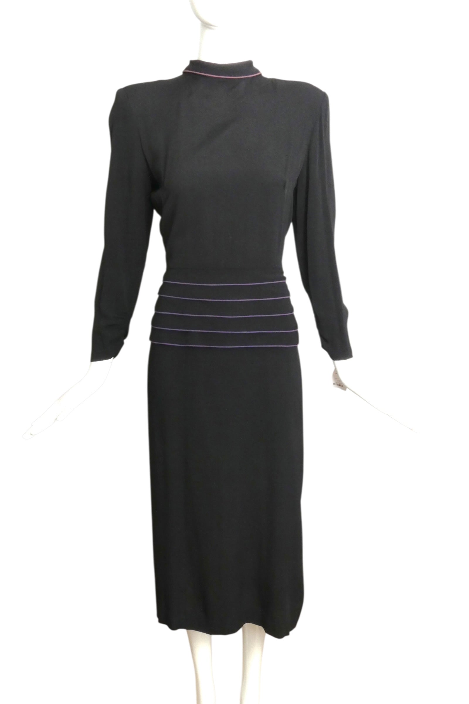 1940s Black Crepe Cocktail Dress, Size 6 – MARTINI CONSIGNMENT