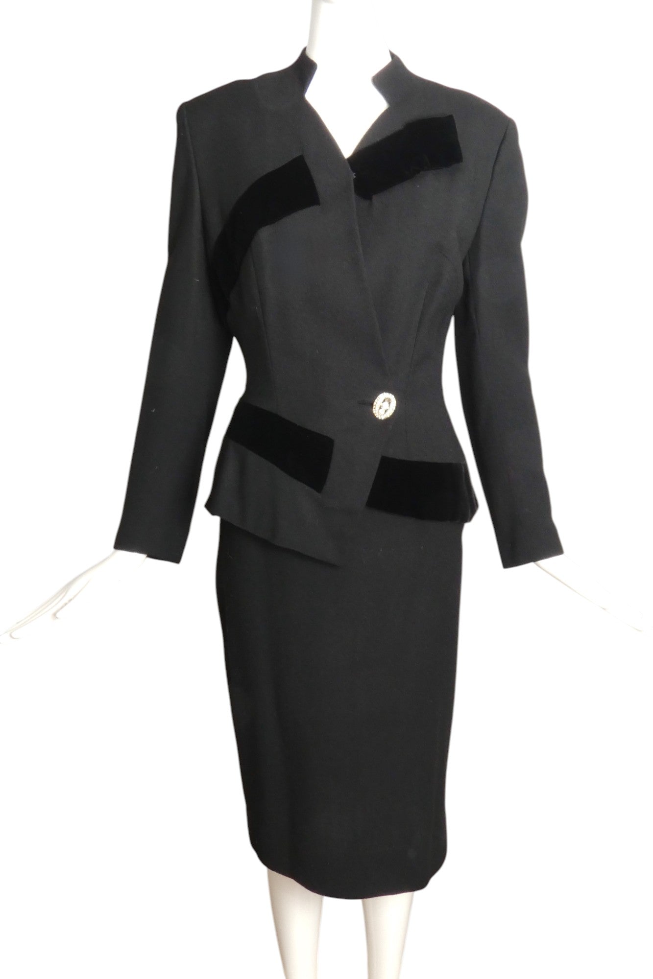 LILLI ANN- 1950s Black Wool & Velvet Skirt Suit, Size 4