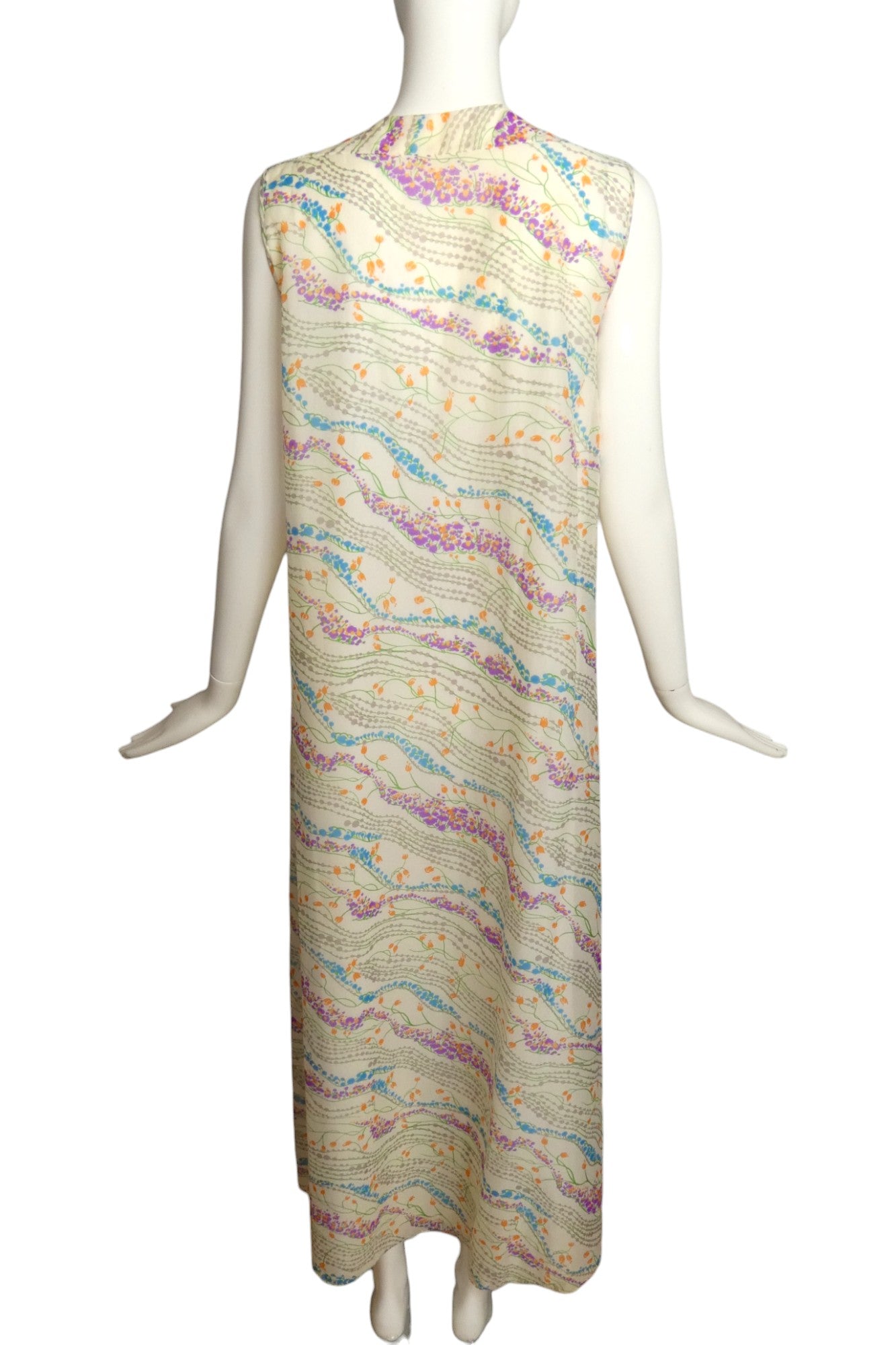 ODETTE BARSA- 1960s 2pc Floral Nylon Pegnoir, Size 6