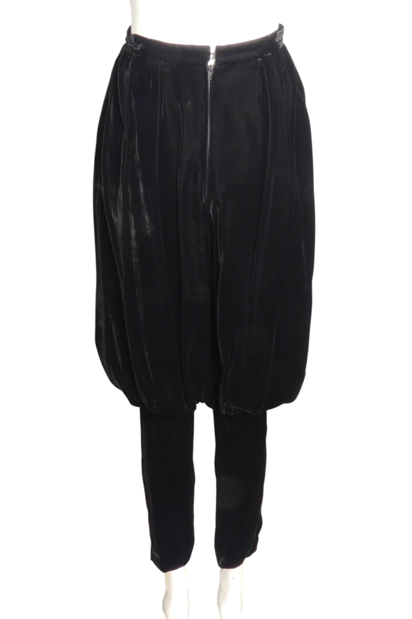 BERNARD PERRIS- NWT 1980s Black Velvet Harem Pants, Size 2