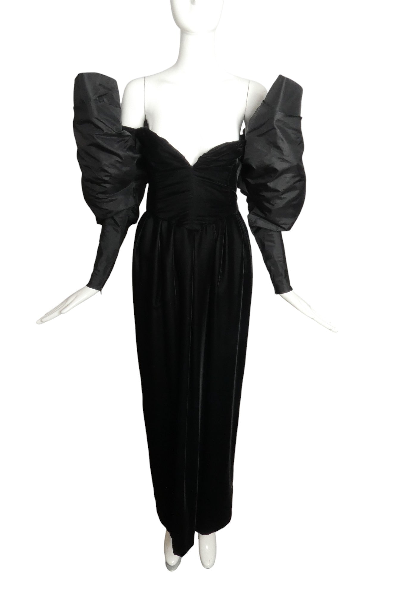 TAN GIUDICELLI- 1980s Black Velvet & Taffeta Gown, Size 2