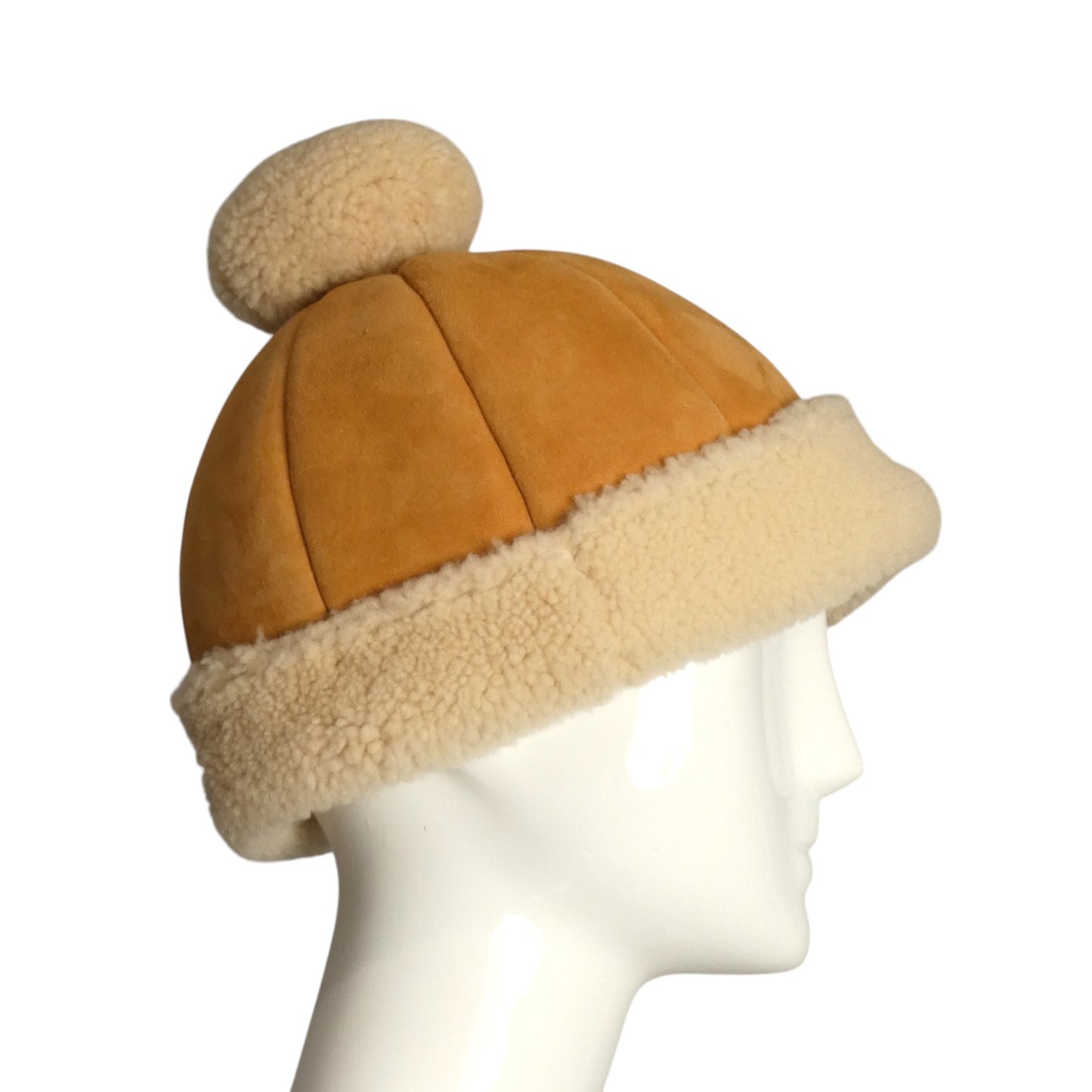 GUCCI- NWT Shearling & Suede Beanie, Size Medium