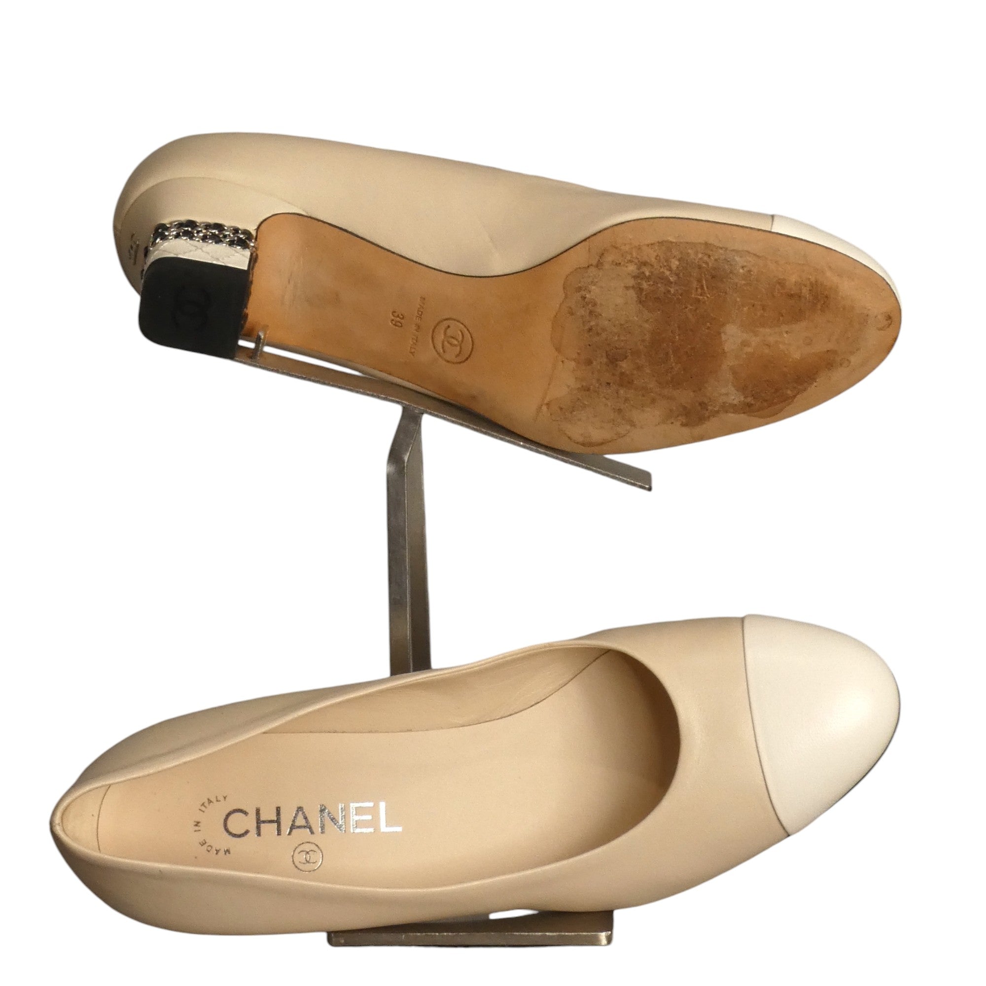 CHANEL- Beige & Ivory Cap Toe Pumps, Size 39 – MARTINI
