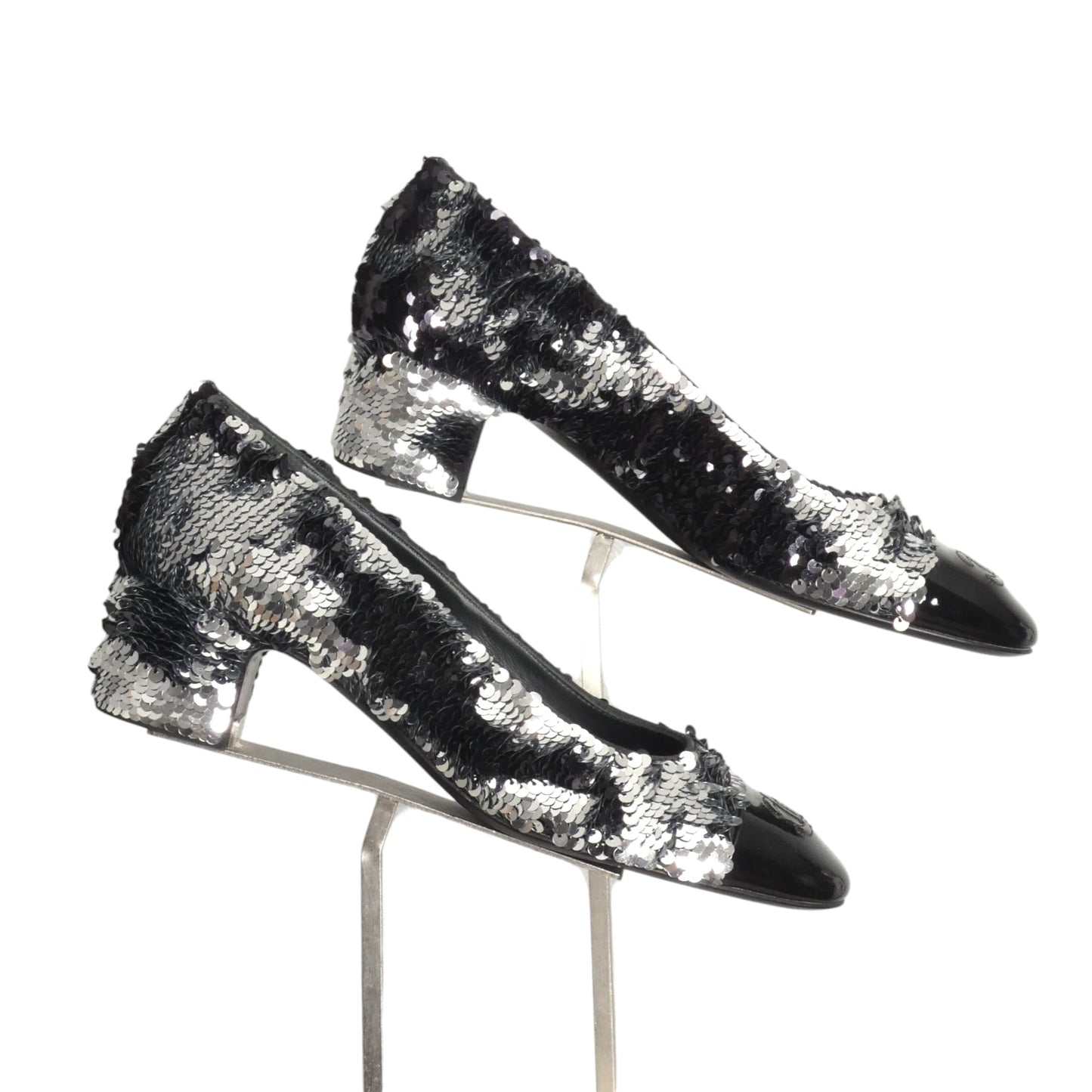 CHANEL- 2021 Black & Silver Sequin Pumps, Size 39