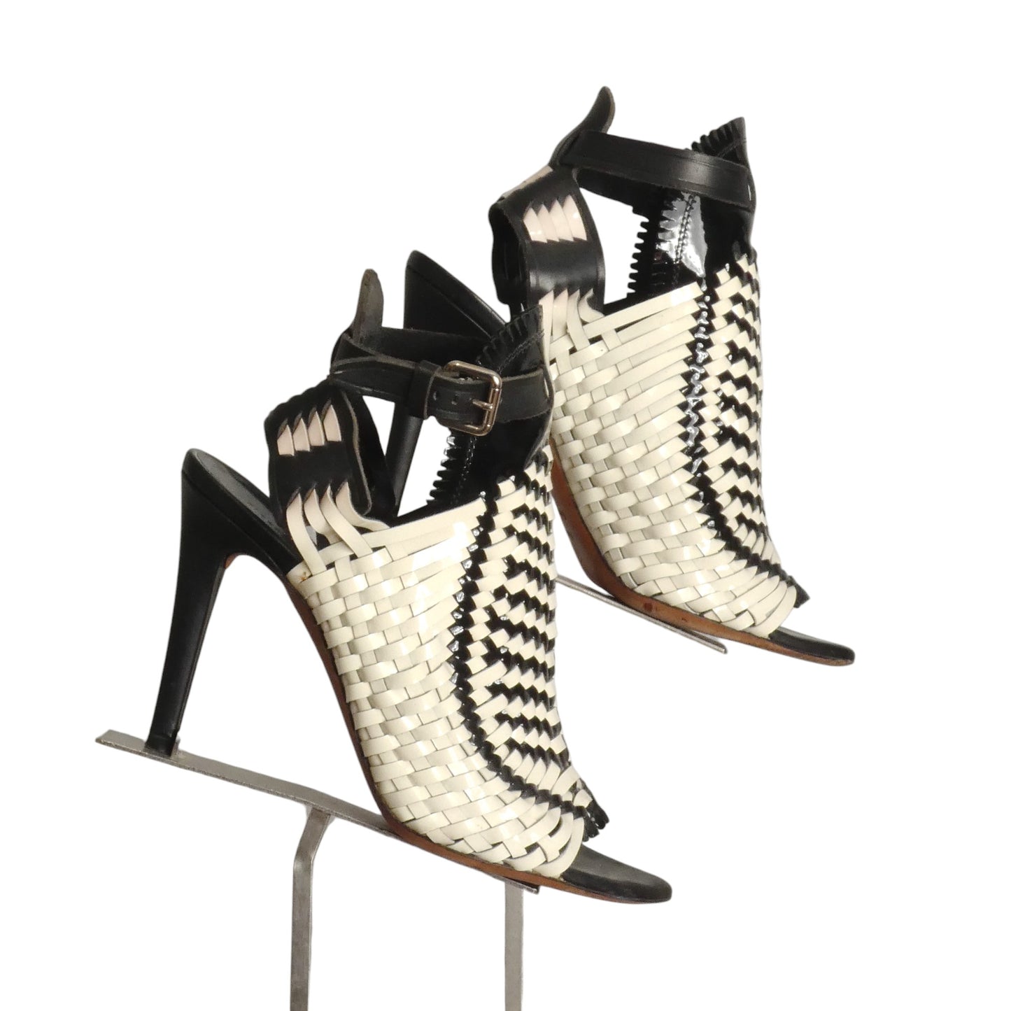 PROENZA SCHOULER- 2015 Woven Patent Leather Sandals, Size 36.5