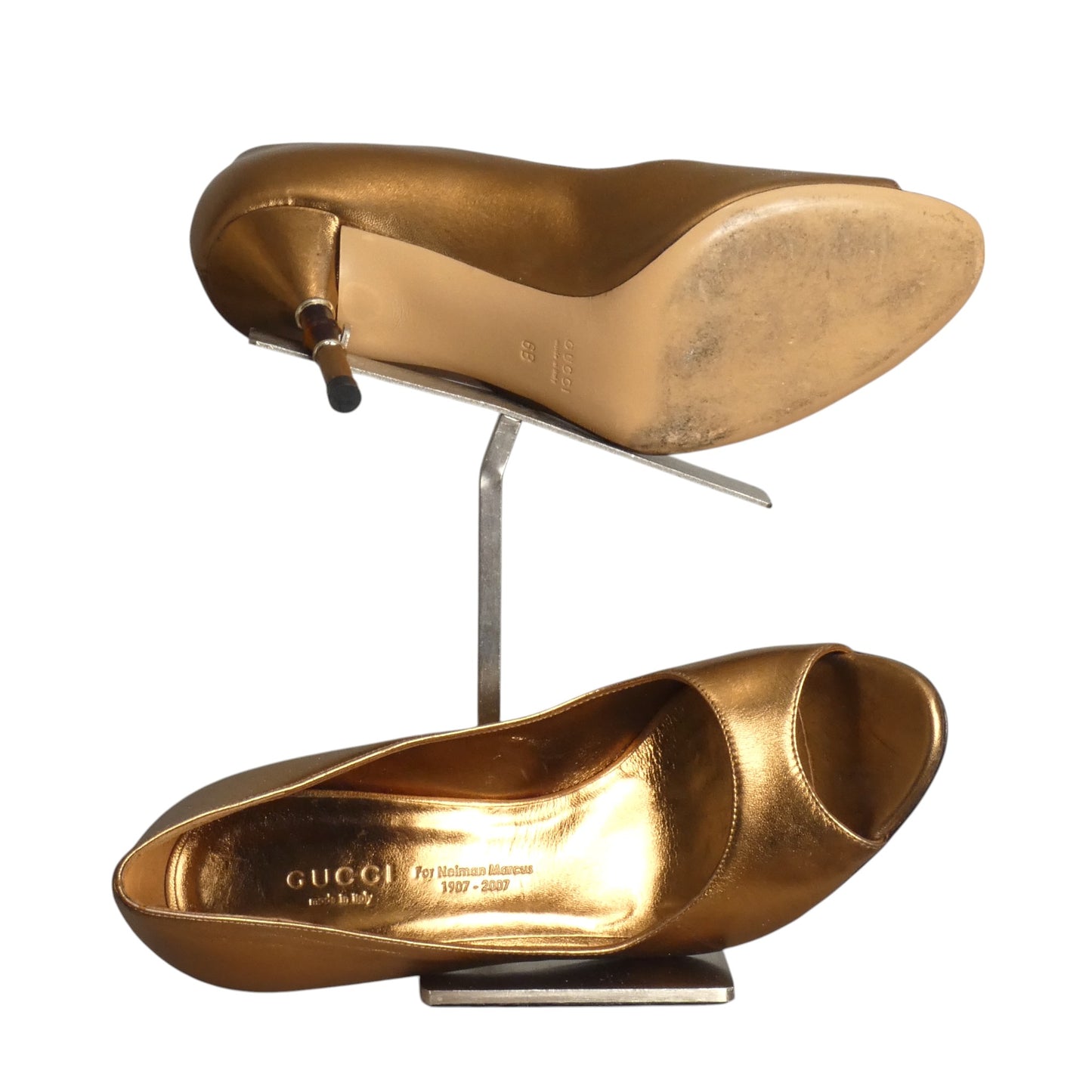GUCCI- 2007 Neiman Marcus Anniversary Gold Pumps, Size 6B
