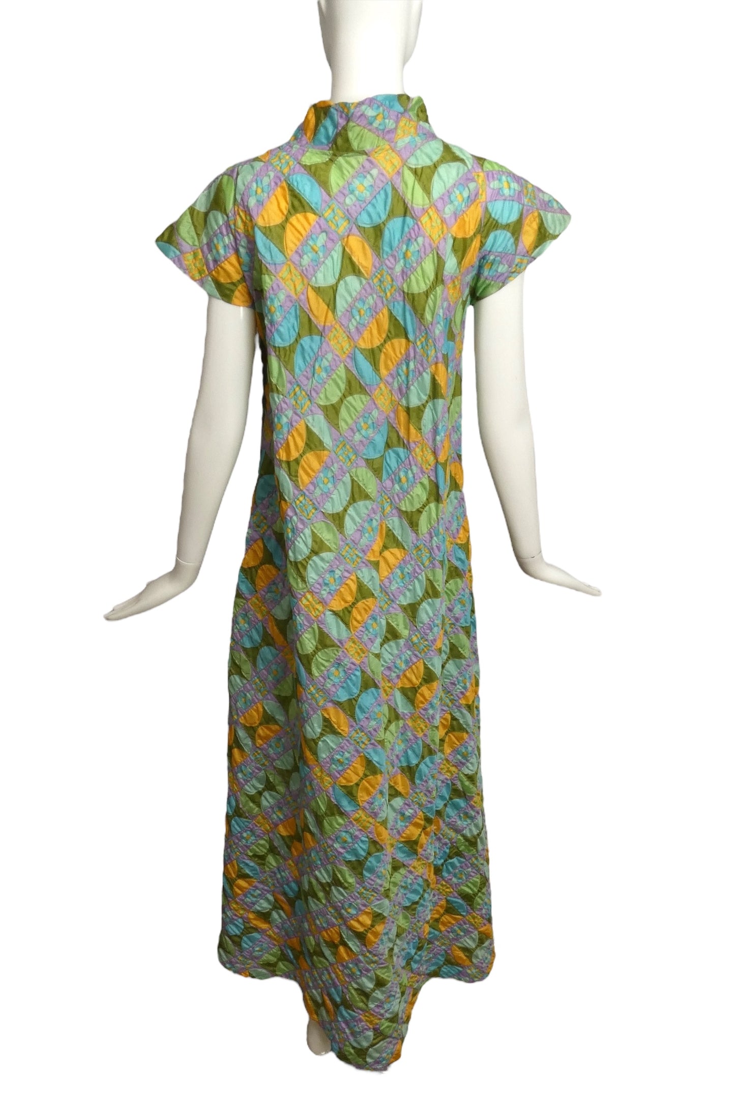 1960s Quilted Print Hostess Dress, Size 8