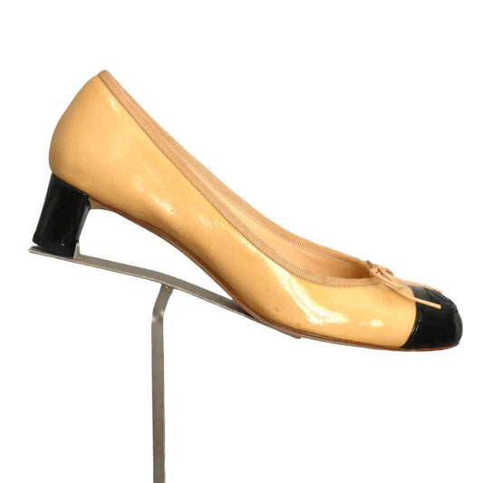 CHANEL-Tan & Black Patent Leather Cap Toes Pumps, Size 39