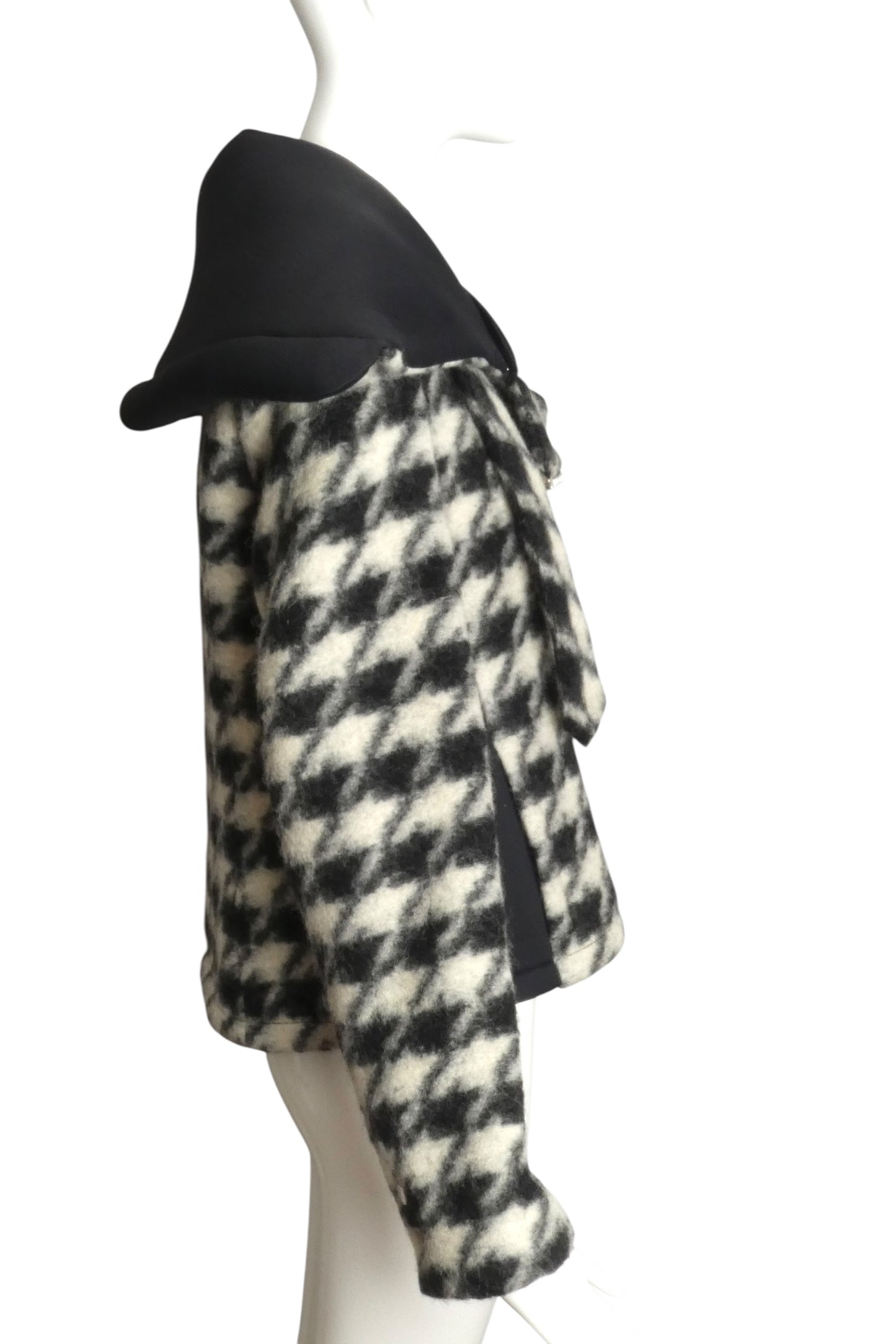 JC de CASTELBAJAC- NWT 2013 Houndstooth Fleece Moto Jacket, Size 14
