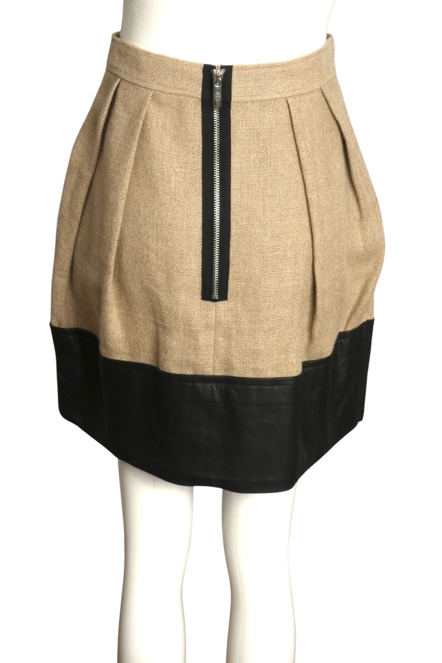 JC de CASTELBAJAC- NWT Linen & Leather Skirt, Size 6