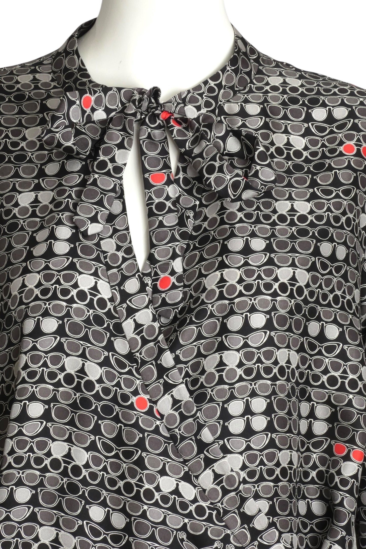 THOMAS WYLDE- NWT Sunglass Print Silk Blouse, Size Medium