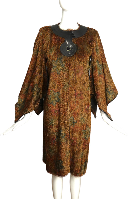 PIERRE CARDIN (HAUTE COUTURE)-1980s Eyelash & Patent Coat, Size-10