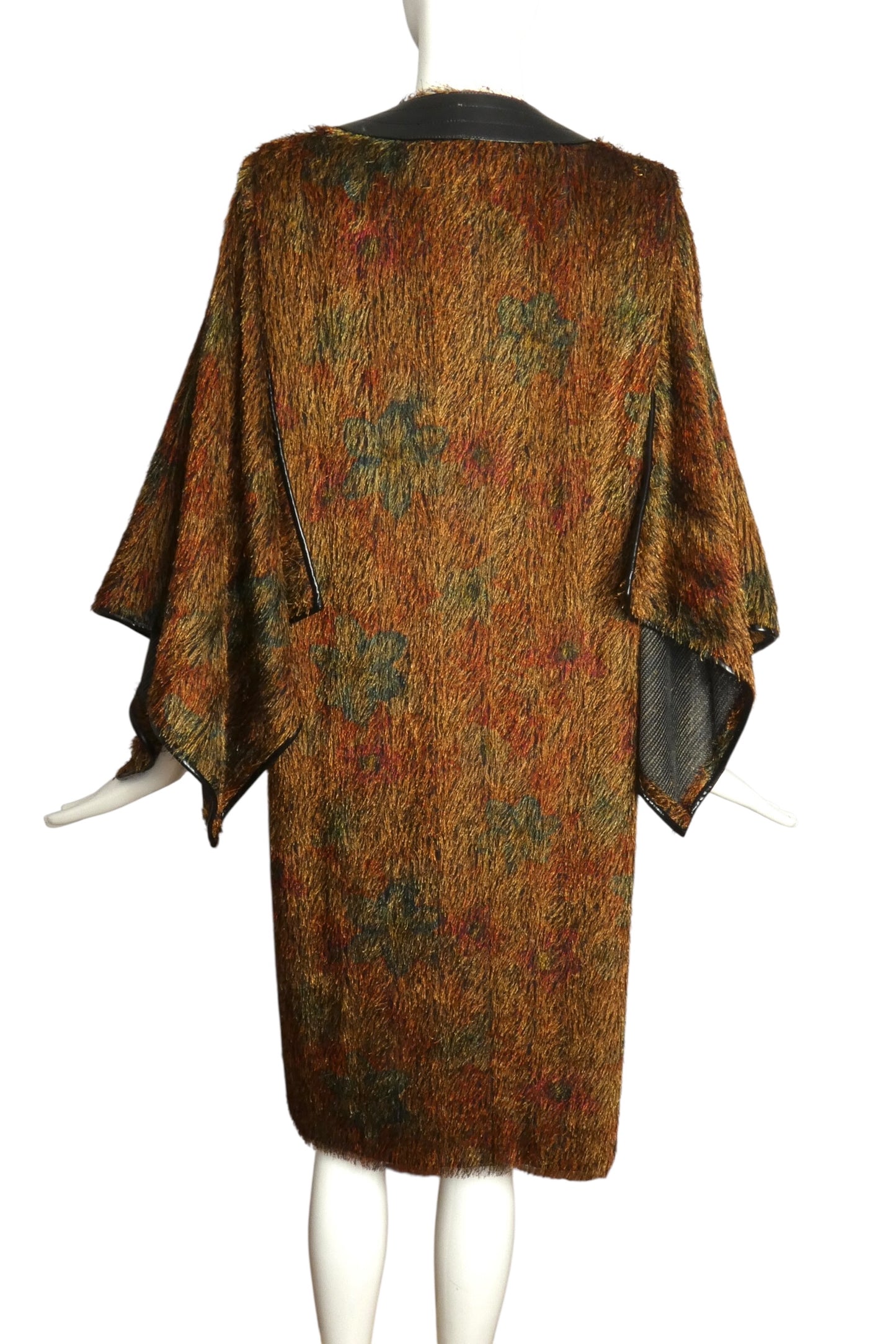 PIERRE CARDIN (HAUTE COUTURE)-1980s Eyelash & Patent Coat, Size-10