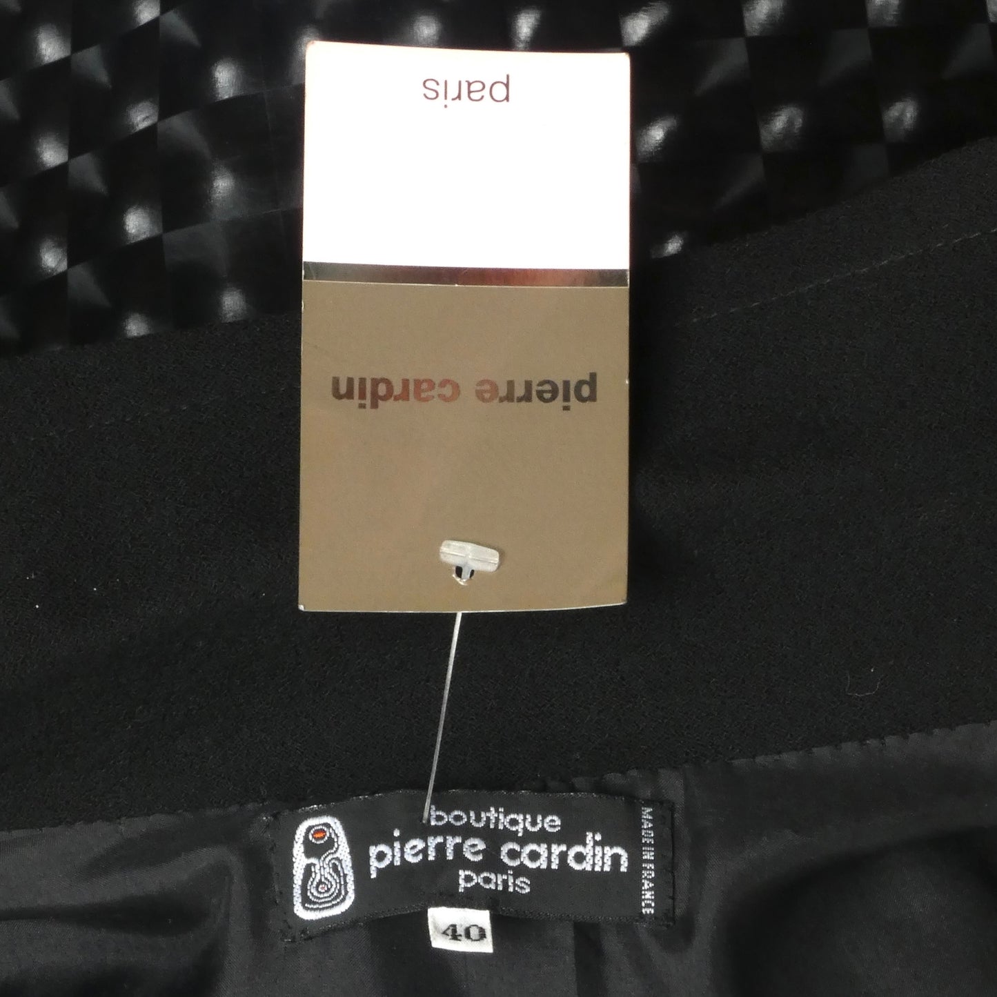 PIERRE CARDIN BOUTIQUE-2011 Black Hologram Vinyl Jacket, Size-6