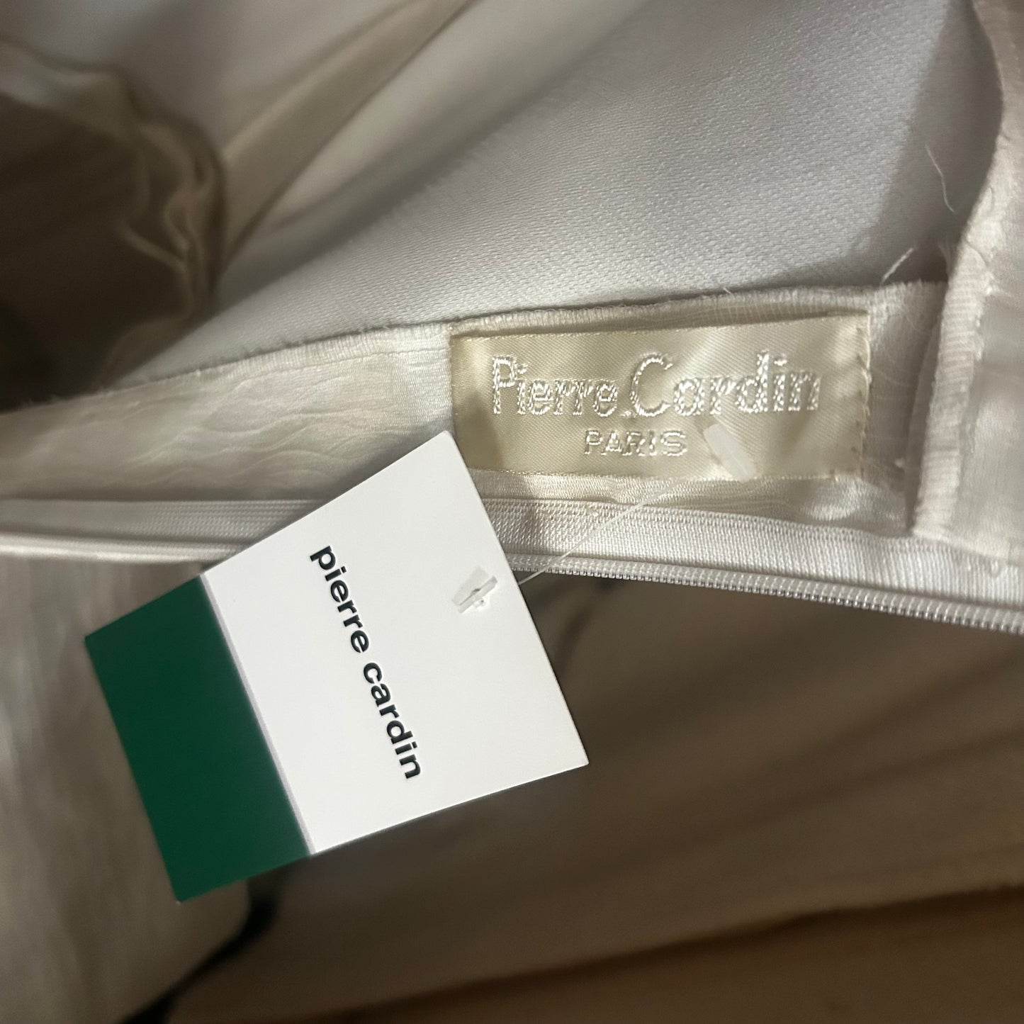 PIERRE CARDIN (HAUTE COUTURE)- 2000 White Organza Tiered Wedding Gown, Size 8