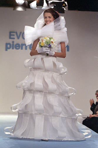 PIERRE CARDIN (HAUTE COUTURE)- 2000 White Organza Tiered Wedding Gown, Size 8