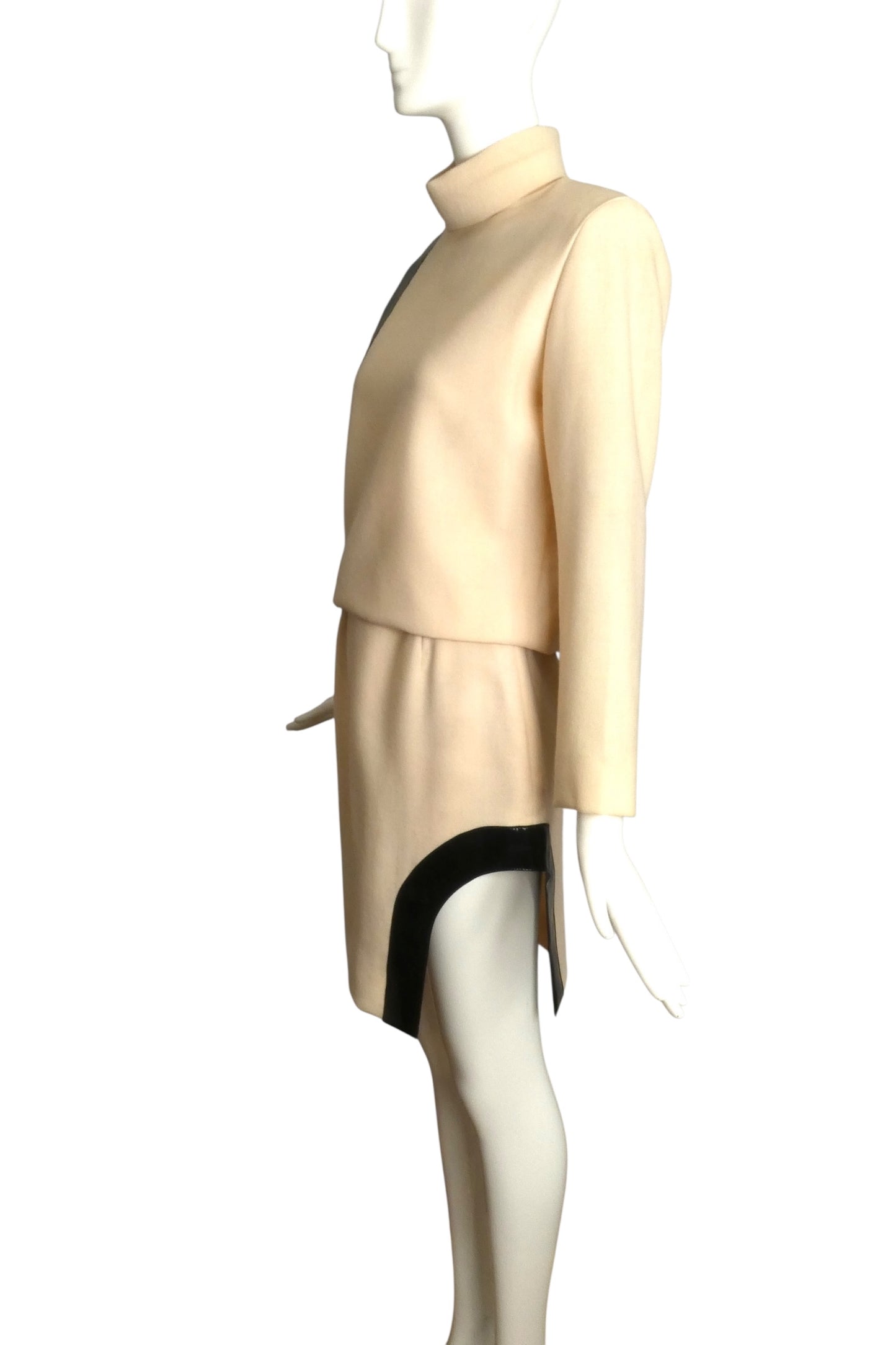 PIERRE CARDIN (HAUTE COUTURE)-2009 2pc Wool & Patent Ensemble, Size-4