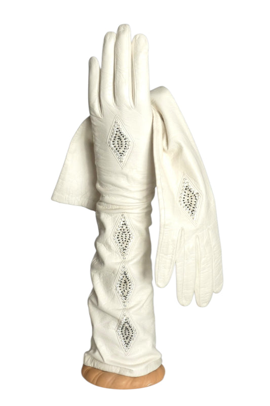 PIERRE CARDIN- 1960s White Beaded Leather Gloves, Size 6 1/2