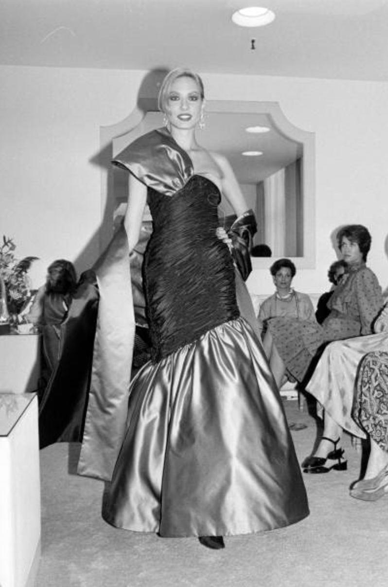 1983 Strapless Evening Gown, Size-4