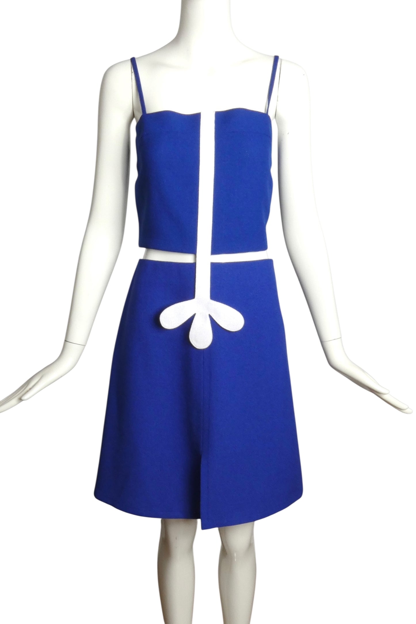 PIERRE CARDIN( HAUTE COUTURE)- 1992 2pc Blue Rayon Skirt Set, Size 6