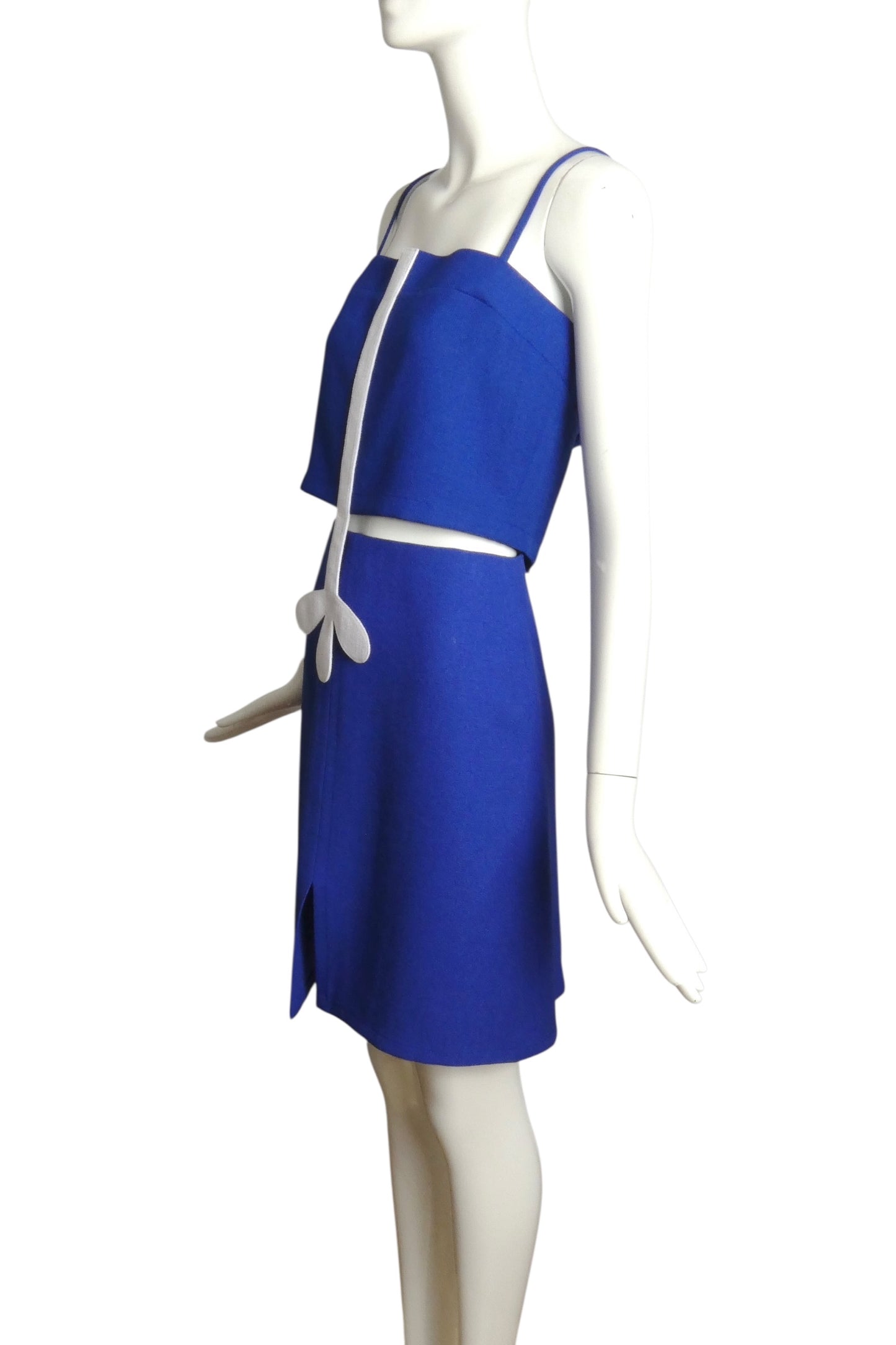 PIERRE CARDIN( HAUTE COUTURE)- 1992 2pc Blue Rayon Skirt Set, Size 6