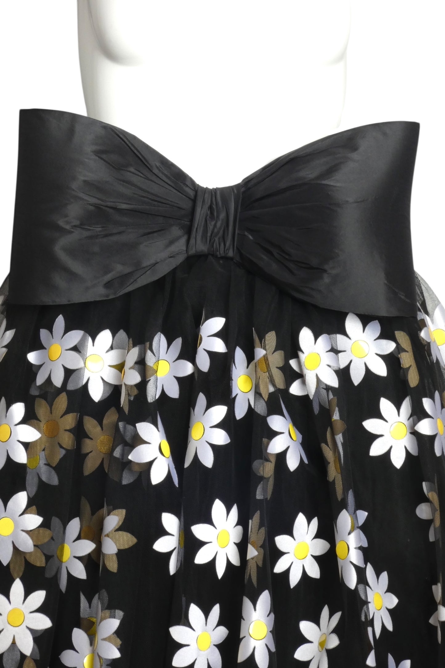 PIERRE CARDIN- 1997 Daisy Tulle Ballgown Skirt, Size 4