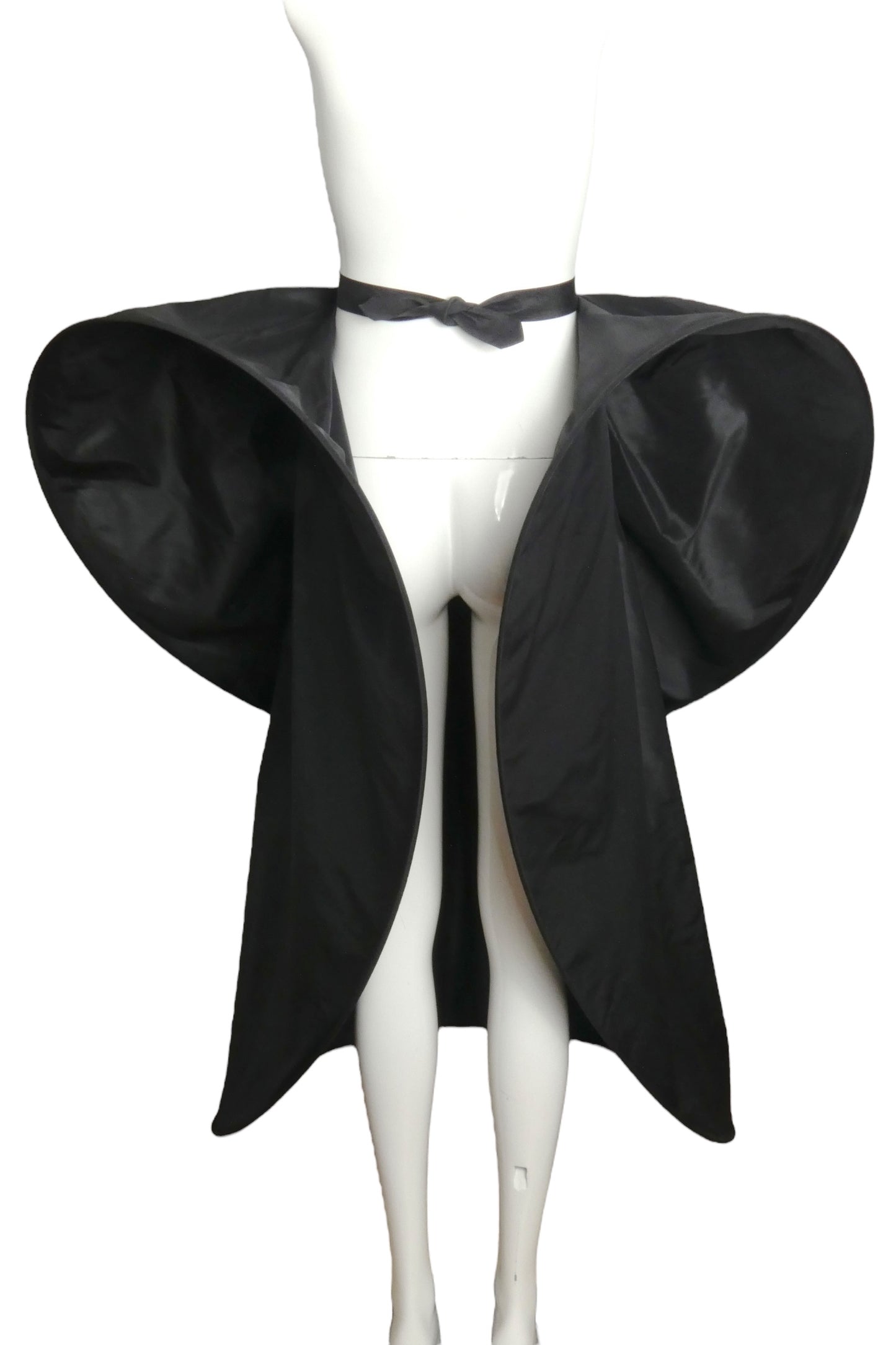 PIERRE CARDIN BOUTIQUE-1991 Black Taffeta Hoop Over Skirt, Size-6