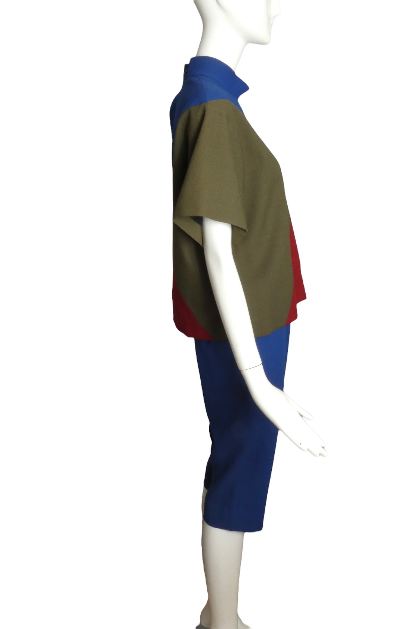 PIERRE CARDIN (HAUTE COUTURE)- 2010 Multi Color 2pc Wool Pant Ensemble, Size 4