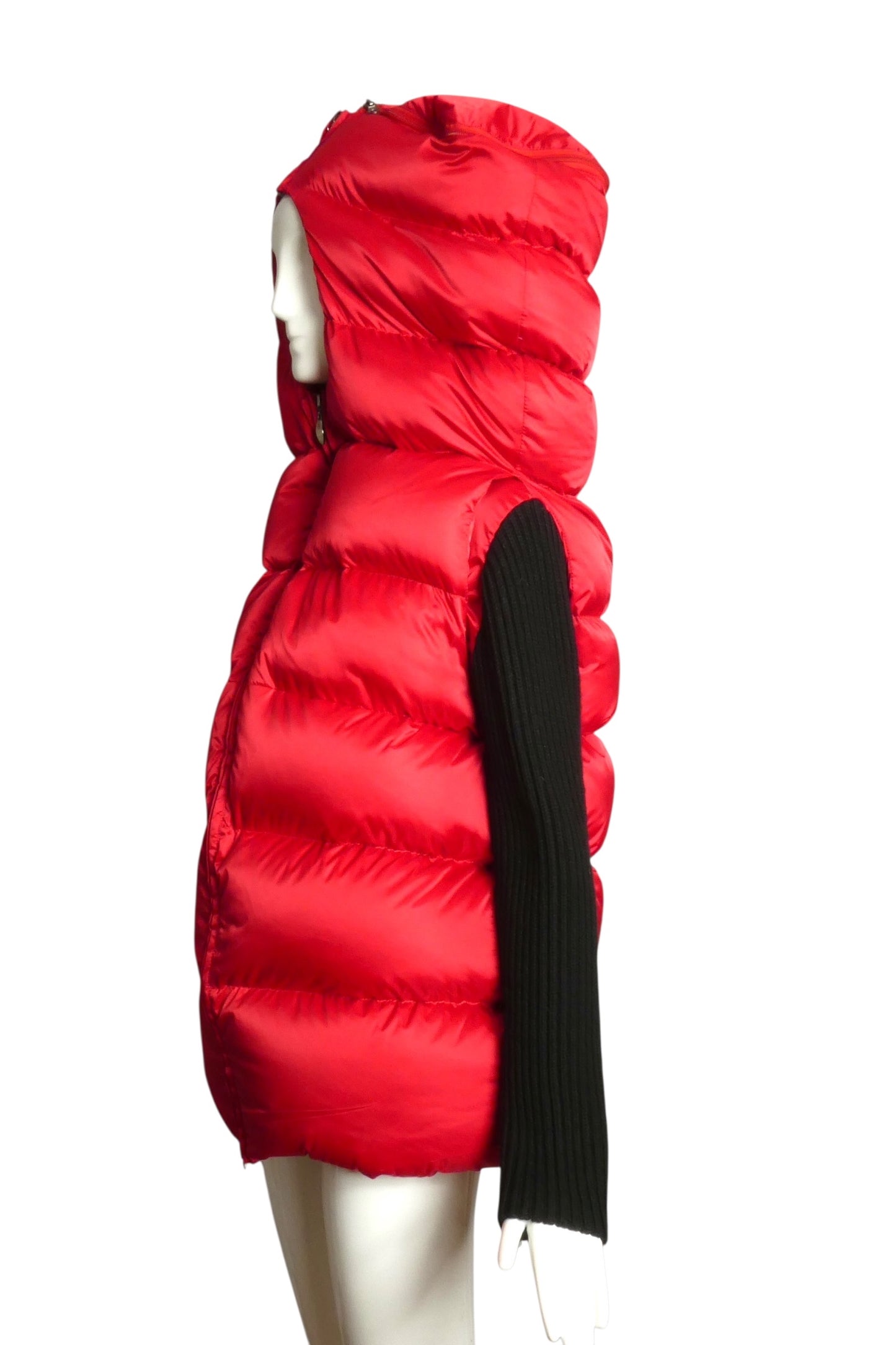 PIERRE CARDIN (HAUTE COUTURE)- 2009 Red Puffer Coat, Size 4