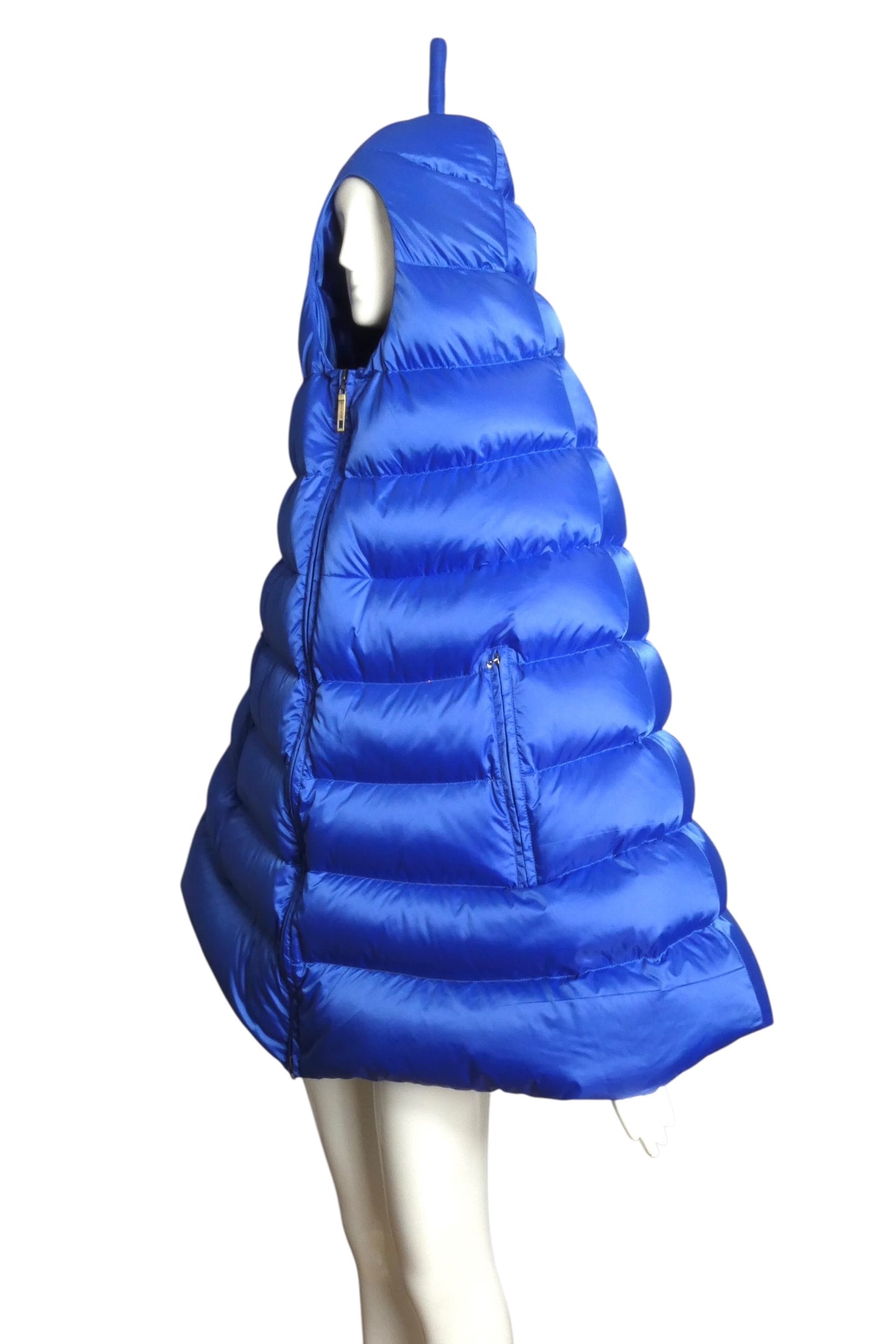 PIERRE CARDIN (HAUTE COUTURE)-2009 Blue Puffer Coat, Size-6