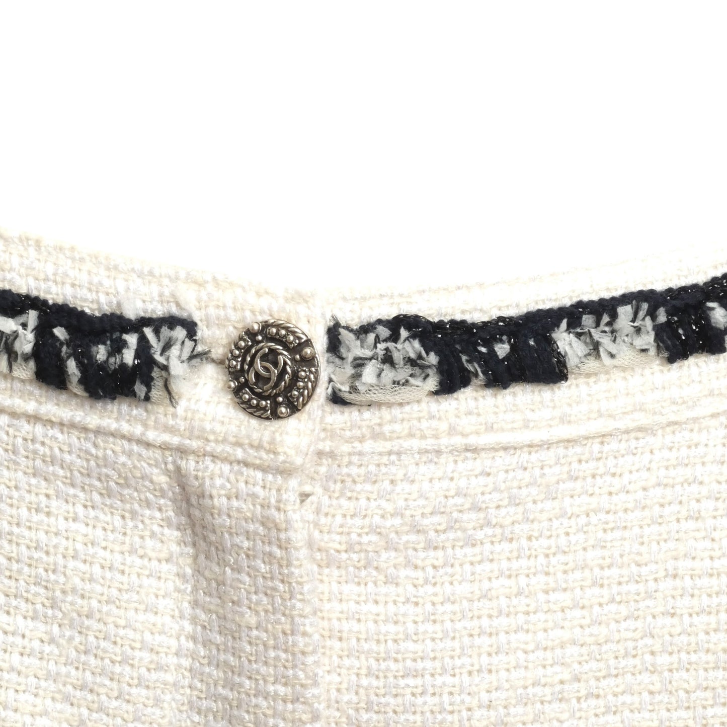 CHANEL- NWT 2011 White & Black Lasercut Tweed Trousers, Size 8